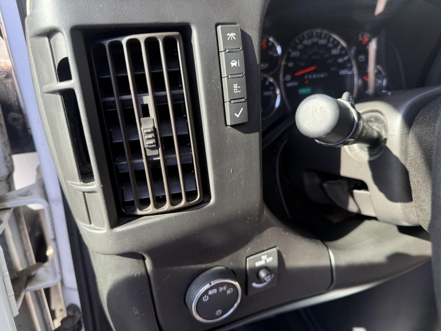 2017 White /Gray Chevrolet Express LS 2500 (1GAWGEFF5H1) with an 4.8L V8 FFV engine, Automatic transmission, located at 547 E. Main St., Orwell, OH, 44076, (440) 437-5893, 41.535435, -80.847855 - 2017 Chevrolet Express G2500 LS Wagon – 12-Passenger Room Built for Large Families If you need to move a lot of people comfortably and reliably, this 2017 Chevrolet Express G2500 LS Wagon is built for that job. With 12-passenger seating, it is an excellent fit for large families and Amish-country- Photo#10
