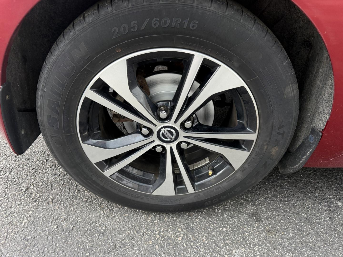 2020 Red /Black Nissan Sentra SV (3N1AB8CV2LY) with an 2.0L I4 SFI DOHC 16V engine, Automatic transmission, located at 11115 Chardon Rd. , Chardon, OH, 44024, (440) 214-9705, 41.580246, -81.241943 - 2020 Nissan Sentra SV – Efficient Daily Driver with Modern Safety and One-Owner History If you want a compact sedan that is easy on fuel and easy to live with, this 2020 Nissan Sentra SV is a strong option. The 2.0L engine delivers a standout 39 MPG highway and 33 MPG combined, while ECO Mode and- Photo#25