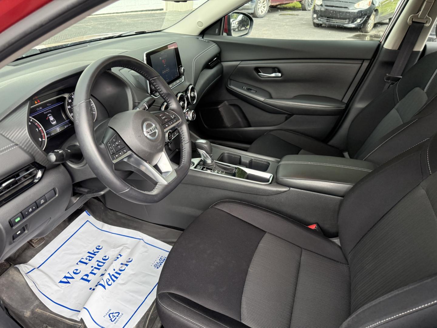 2020 Red /Black Nissan Sentra SV (3N1AB8CV2LY) with an 2.0L I4 SFI DOHC 16V engine, Automatic transmission, located at 11115 Chardon Rd. , Chardon, OH, 44024, (440) 214-9705, 41.580246, -81.241943 - 2020 Nissan Sentra SV – Efficient Daily Driver with Modern Safety and One-Owner History If you want a compact sedan that is easy on fuel and easy to live with, this 2020 Nissan Sentra SV is a strong option. The 2.0L engine delivers a standout 39 MPG highway and 33 MPG combined, while ECO Mode and- Photo#6