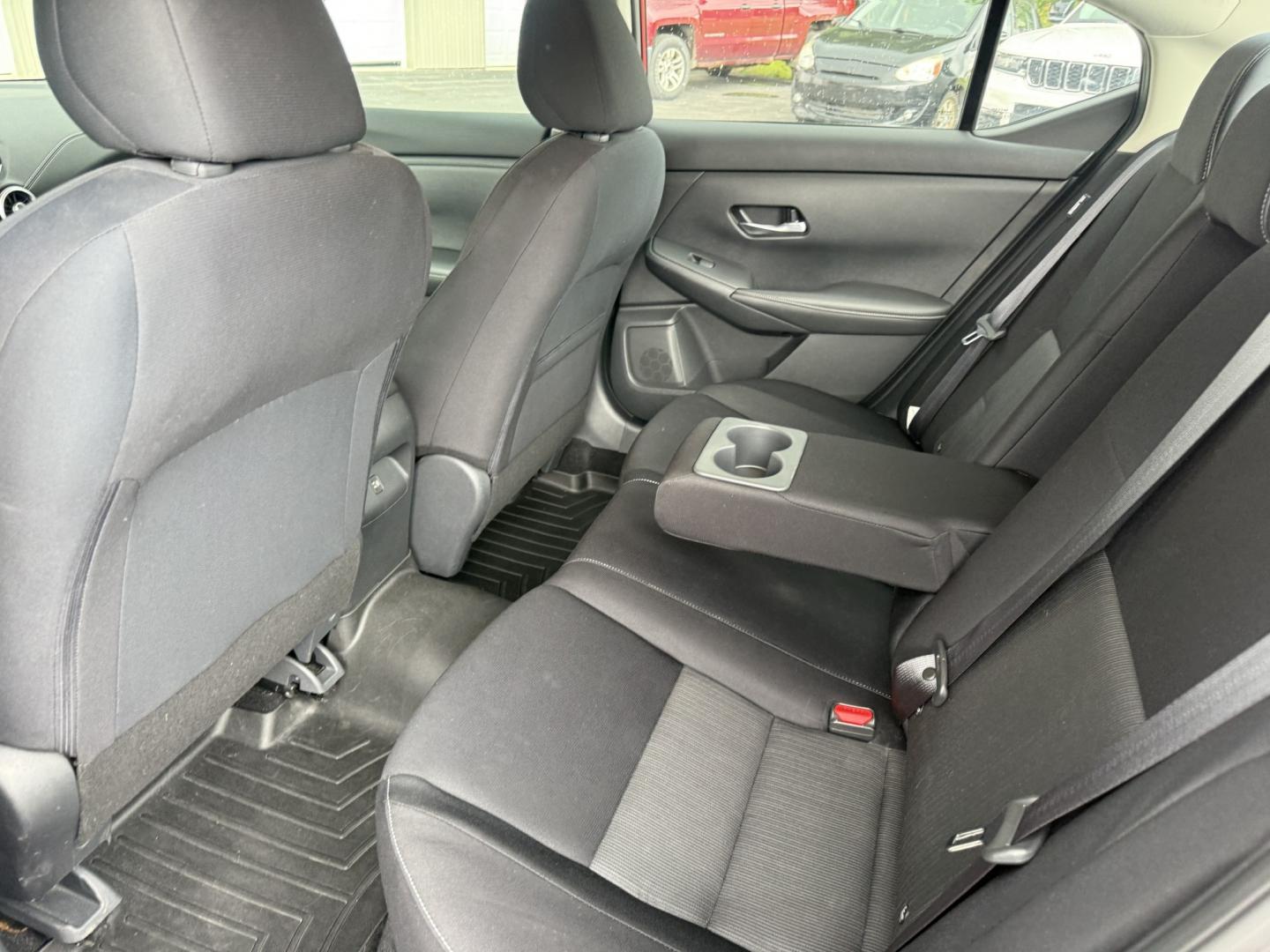 2020 Red /Black Nissan Sentra SV (3N1AB8CV2LY) with an 2.0L I4 SFI DOHC 16V engine, Automatic transmission, located at 11115 Chardon Rd. , Chardon, OH, 44024, (440) 214-9705, 41.580246, -81.241943 - 2020 Nissan Sentra SV – Efficient Daily Driver with Modern Safety and One-Owner History If you want a compact sedan that is easy on fuel and easy to live with, this 2020 Nissan Sentra SV is a strong option. The 2.0L engine delivers a standout 39 MPG highway and 33 MPG combined, while ECO Mode and- Photo#19