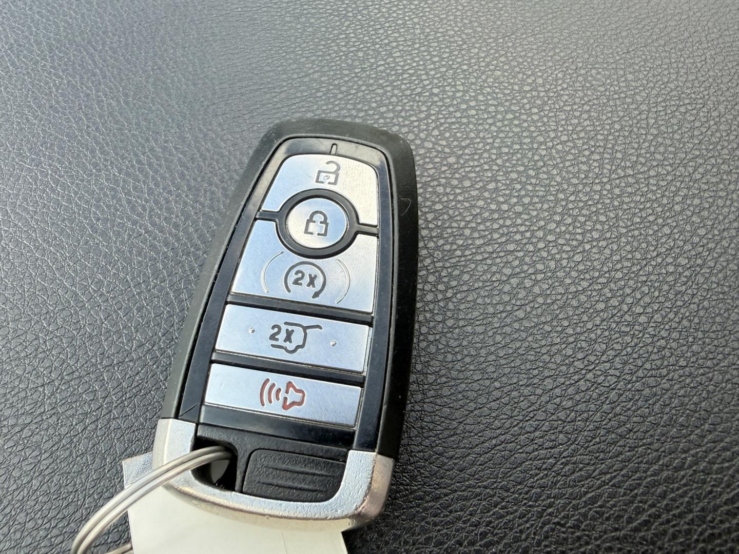 2018 Blue /Black Ford Expedition Limited 4WD (1FMJU2AT5JE) with an 3.5L V6 DOHC 24V Twin Turbo engine, Automatic transmission, located at 547 E. Main St., Orwell, OH, 44076, (440) 437-5893, 41.535435, -80.847855 - 2018 Ford Expedition Limited 4WD – Full-Size Family Luxury with Twin-Turbo Power This 2018 Ford Expedition Limited 4WD is built for families who want space, comfort, and a more upscale presence. Finished in Blue Metallic and riding on 22" wheels, with full LED exterior lighting, it has the look o- Photo#47