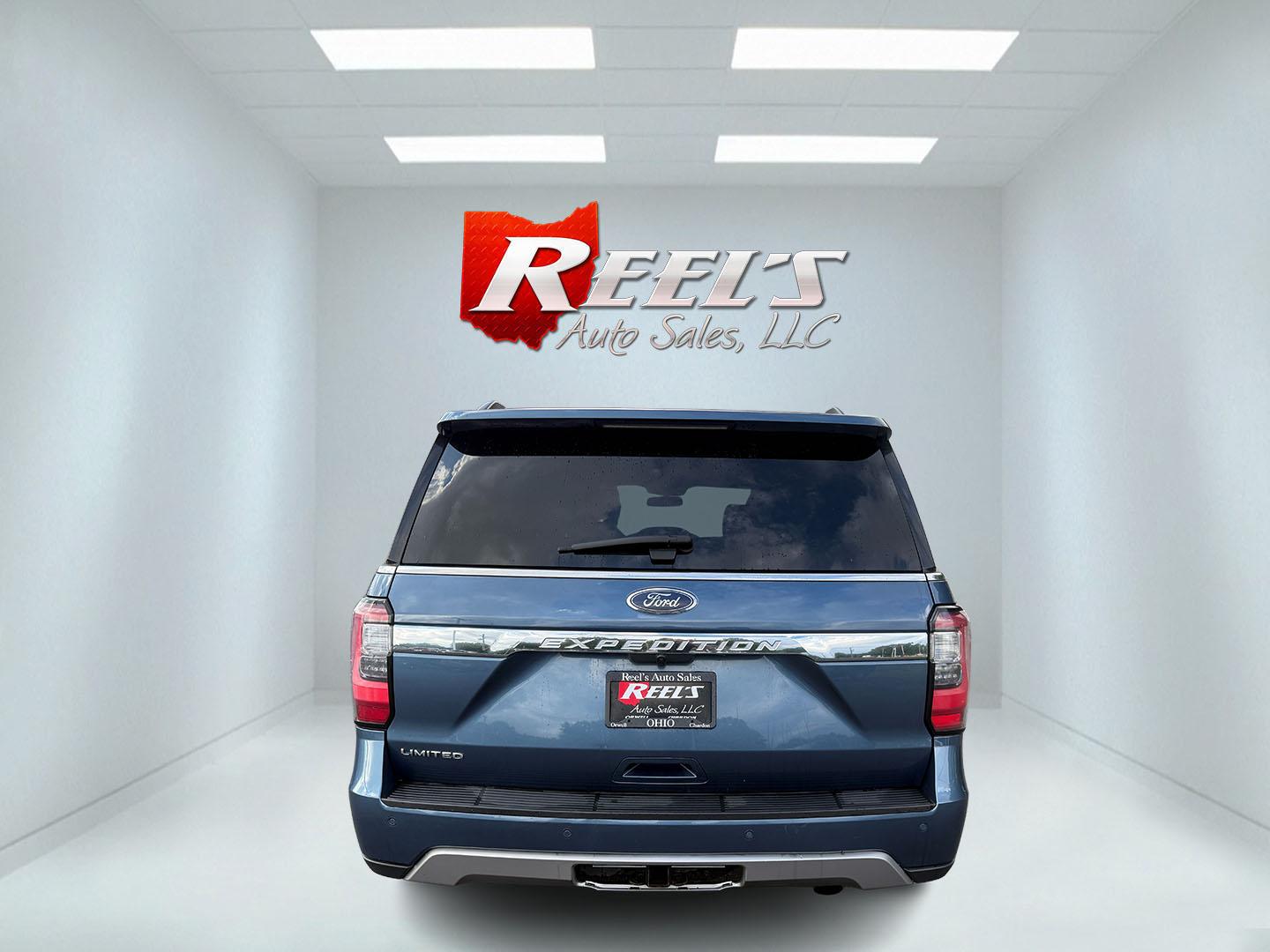 2018 Blue /Black Ford Expedition Limited 4WD (1FMJU2AT5JE) with an 3.5L V6 DOHC 24V Twin Turbo engine, Automatic transmission, located at 547 E. Main St., Orwell, OH, 44076, (440) 437-5893, 41.535435, -80.847855 - 2018 Ford Expedition Limited 4WD – Full-Size Family Luxury with Twin-Turbo Power This 2018 Ford Expedition Limited 4WD is built for families who want space, comfort, and a more upscale presence. Finished in Blue Metallic and riding on 22" wheels, with full LED exterior lighting, it has the look o- Photo#33