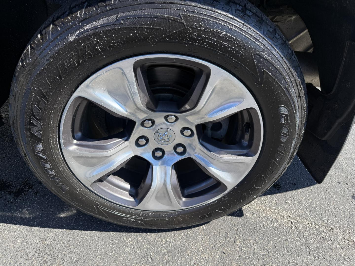 2019 Gray /Black RAM 1500 Laramie Crew Cab SWB 4WD (1C6SRFJT8KN) with an 5.7L V8 OHV 16V engine, Automatic transmission, located at 547 E. Main St., Orwell, OH, 44076, (440) 437-5893, 41.535435, -80.847855 - 2019 Ram 1500 Laramie Crew Cab 4WD – HEMI Power with Laramie Comfort and Presence The Laramie trim is where the Ram 1500 starts to feel more upscale, and this 2019 Crew Cab 4WD shows why. Finished in Granite Crystal Metallic with 20" polished aluminum wheels and full LED exterior lighting, it has- Photo#40