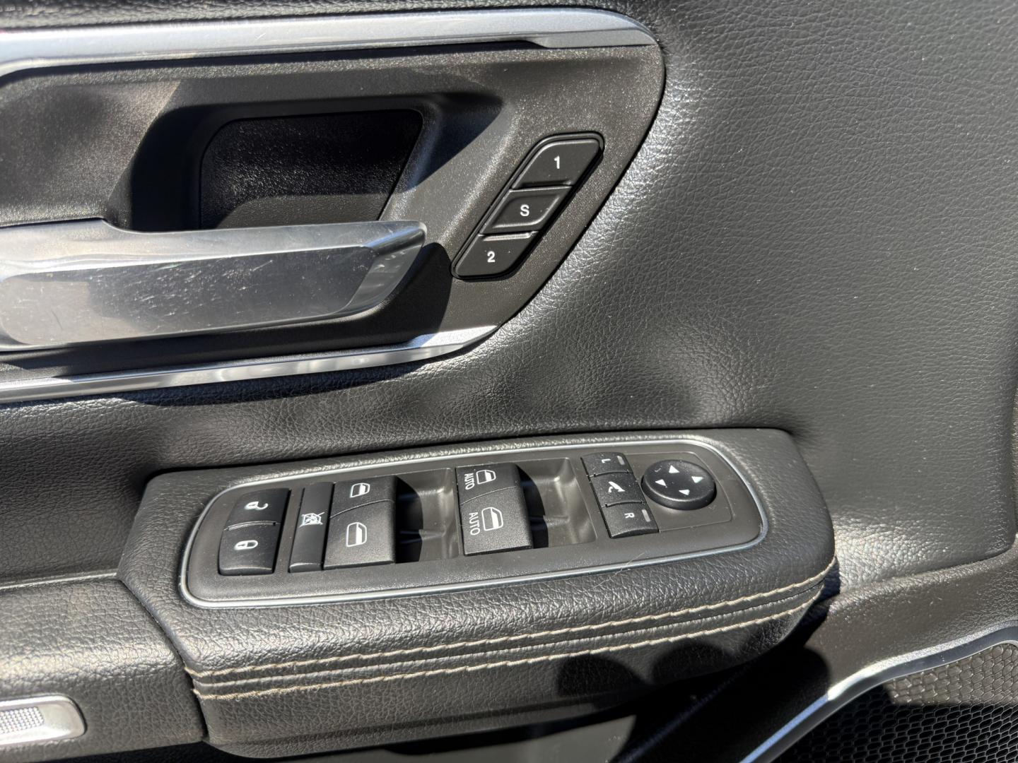 2019 Gray /Black RAM 1500 Laramie Crew Cab SWB 4WD (1C6SRFJT8KN) with an 5.7L V8 OHV 16V engine, Automatic transmission, located at 547 E. Main St., Orwell, OH, 44076, (440) 437-5893, 41.535435, -80.847855 - 2019 Ram 1500 Laramie Crew Cab 4WD – HEMI Power with Laramie Comfort and Presence The Laramie trim is where the Ram 1500 starts to feel more upscale, and this 2019 Crew Cab 4WD shows why. Finished in Granite Crystal Metallic with 20" polished aluminum wheels and full LED exterior lighting, it has- Photo#13