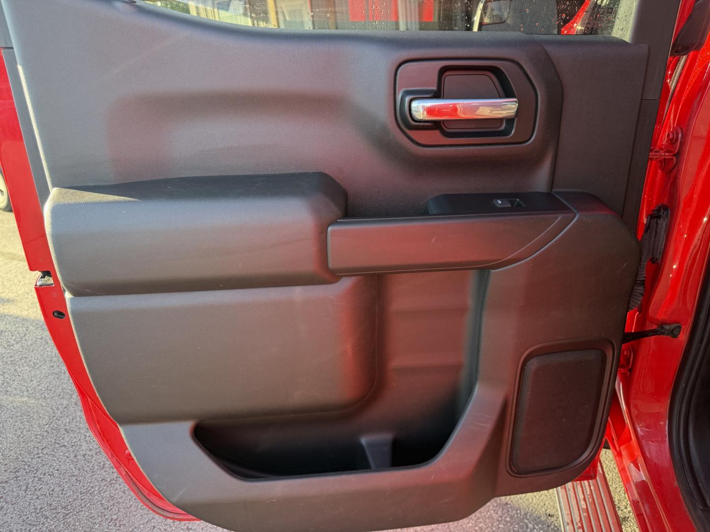 2022 Red /Black Chevrolet Silverado 1500 LT Crew Cab 4WD (3GCUYDED9NG) with an 5.3L V8 OHV 16V engine, Automatic transmission, located at 547 E. Main St., Orwell, OH, 44076, (440) 437-5893, 41.535435, -80.847855 - 2022 Chevrolet Silverado 1500 LTD LT Crew Cab 4WD – Strong V8 Capability with Everyday Comfort This 2022 Chevrolet Silverado 1500 LTD LT Crew Cab 4WD is a capable full-size pickup for drivers who want V8 power and room without needing a heavy-duty work truck. The 5.3L EcoTec3 V8 and 8-speed autom- Photo#35