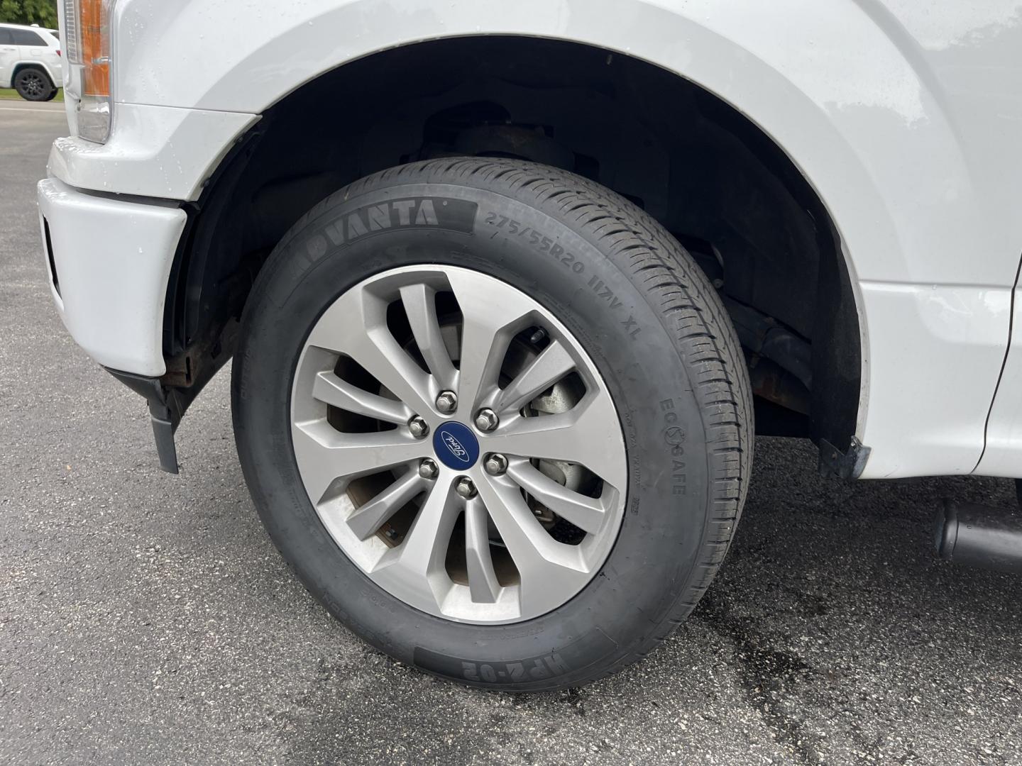 2018 White /Black Ford F-150 STX SuperCab 6.5-ft. 4WD (1FTEX1EP7JF) with an 2.7L V6 DOHC 24V TWIN TURBO engine, Automatc transmission, located at 11115 Chardon Rd. , Chardon, OH, 44024, (440) 214-9705, 41.580246, -81.241943- Photo#12