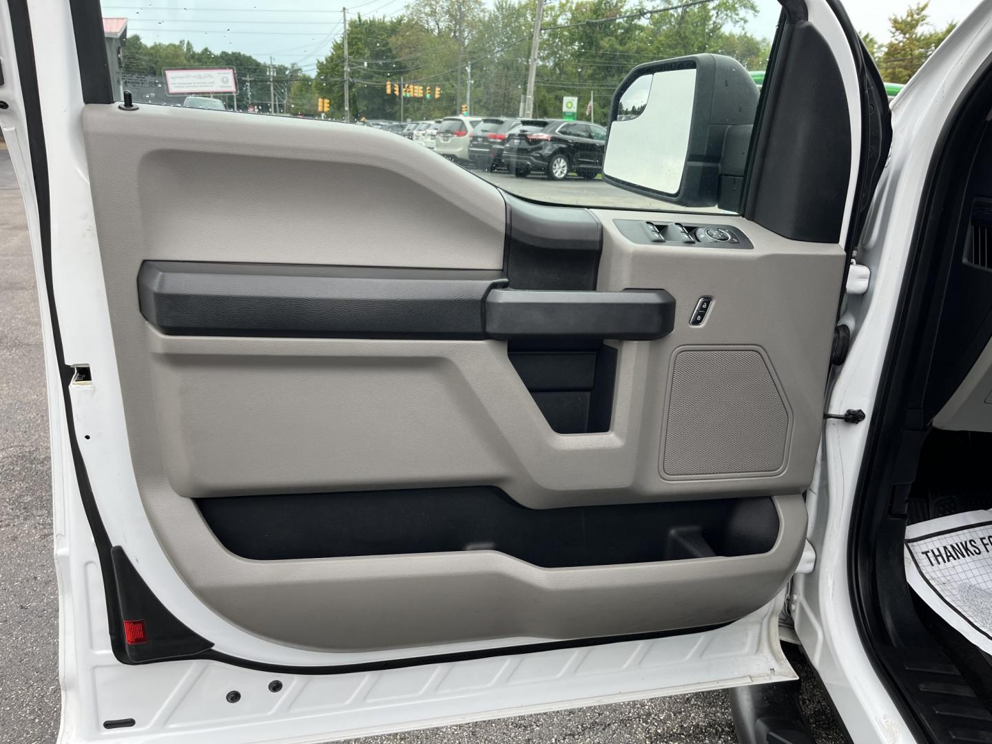 2018 White /Black Ford F-150 STX SuperCab 6.5-ft. 4WD (1FTEX1EP7JF) with an 2.7L V6 DOHC 24V TWIN TURBO engine, Automatc transmission, located at 11115 Chardon Rd. , Chardon, OH, 44024, (440) 214-9705, 41.580246, -81.241943- Photo#14
