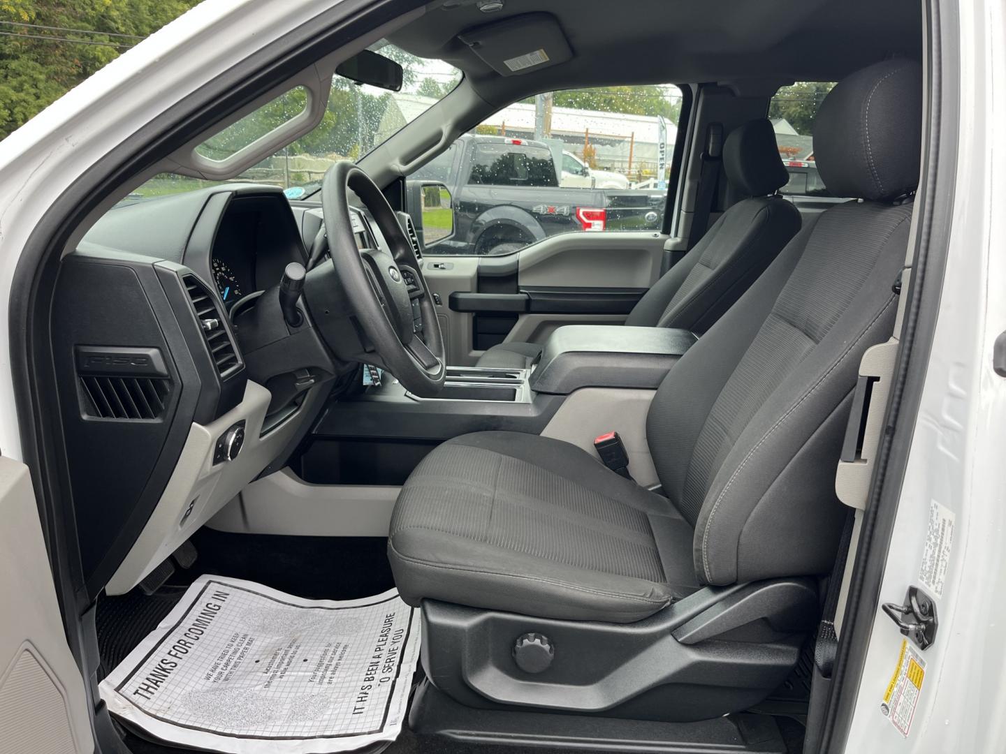 2018 White /Black Ford F-150 STX SuperCab 6.5-ft. 4WD (1FTEX1EP7JF) with an 2.7L V6 DOHC 24V TWIN TURBO engine, Automatc transmission, located at 11115 Chardon Rd. , Chardon, OH, 44024, (440) 214-9705, 41.580246, -81.241943- Photo#16