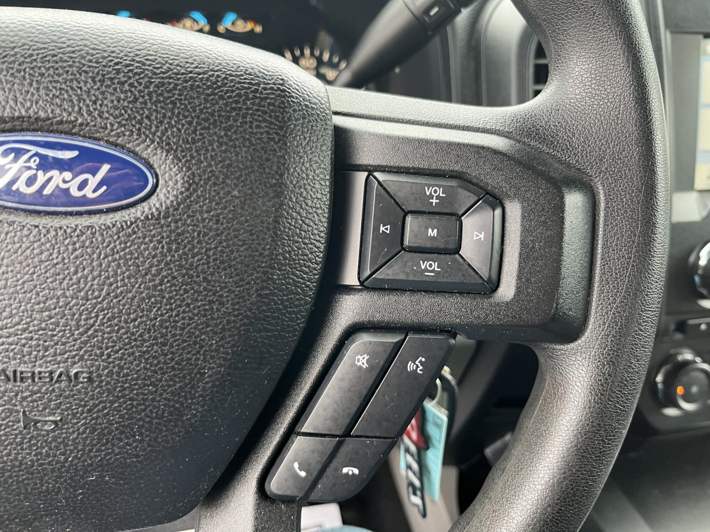 2018 White /Black Ford F-150 STX SuperCab 6.5-ft. 4WD (1FTEX1EP7JF) with an 2.7L V6 DOHC 24V TWIN TURBO engine, Automatc transmission, located at 11115 Chardon Rd. , Chardon, OH, 44024, (440) 214-9705, 41.580246, -81.241943- Photo#21