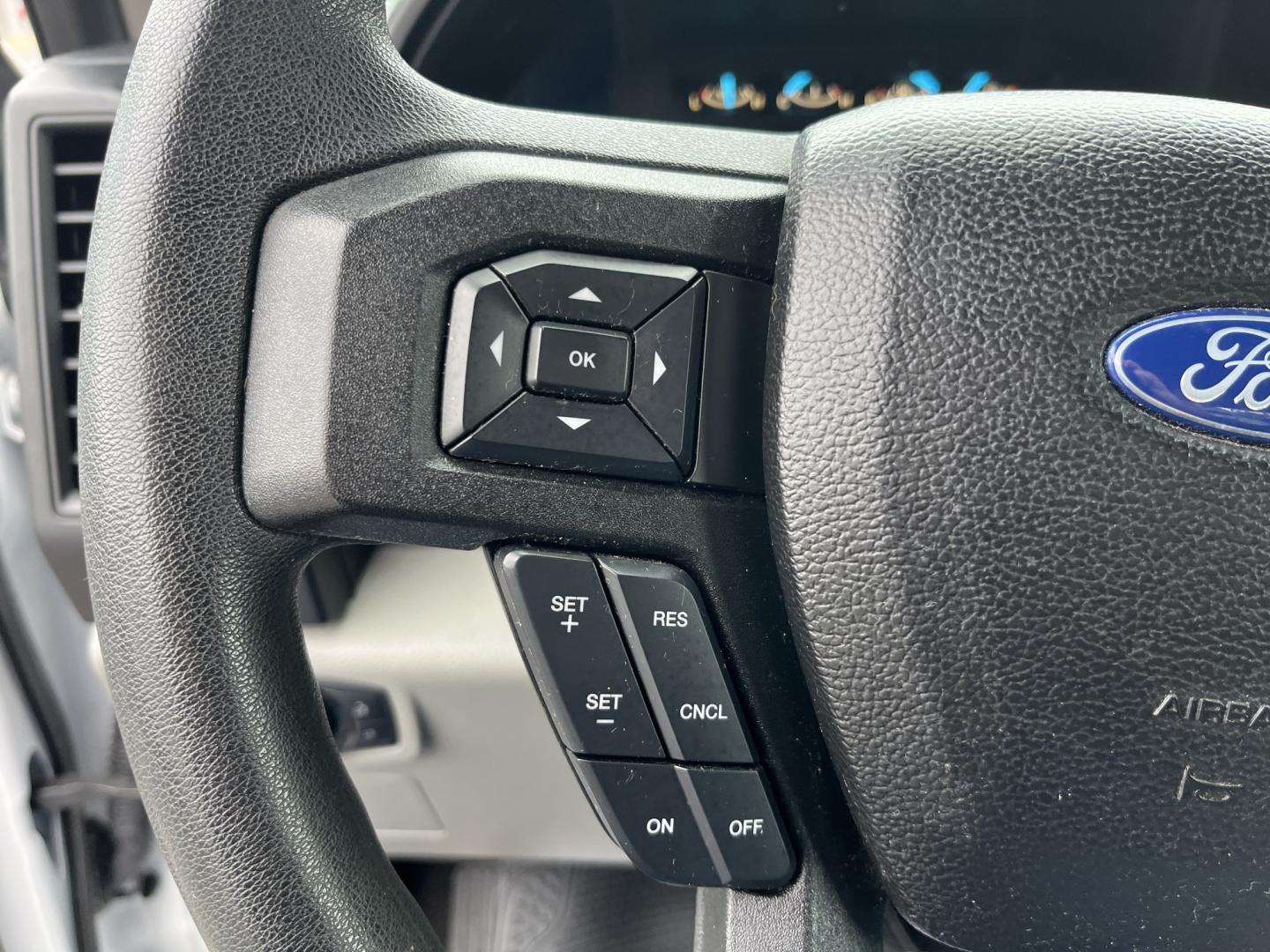 2018 White /Black Ford F-150 STX SuperCab 6.5-ft. 4WD (1FTEX1EP7JF) with an 2.7L V6 DOHC 24V TWIN TURBO engine, Automatc transmission, located at 11115 Chardon Rd. , Chardon, OH, 44024, (440) 214-9705, 41.580246, -81.241943- Photo#20