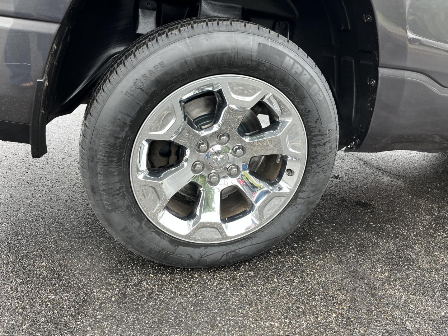 2022 Gray /Black RAM 1500 Big Horn Quad Cab 4WD (1C6SRFBT3NN) with an 5.7L V8 OHV 16V engine, Automatc transmission, located at 547 E. Main St., Orwell, OH, 44076, (440) 437-5893, 41.535435, -80.847855 - 2022 Ram 1500 Big Horn Quad Cab 4WD – HEMI Strength with Sport Style and Serious Towing Capability This 2022 Ram 1500 Big Horn Quad Cab 4WD is a strong, well-equipped pickup for drivers who want V8 power and a sharper look. The Sport Appearance Package, 20" chrome wheels, and Granite Crystal Meta- Photo#7