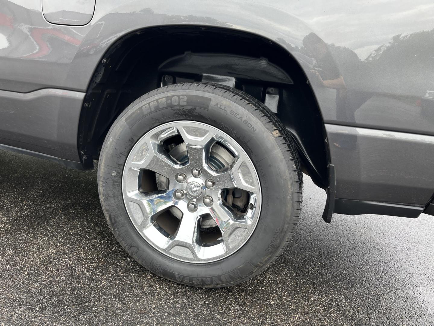 2022 Gray /Black RAM 1500 Big Horn Quad Cab 4WD (1C6SRFBT3NN) with an 5.7L V8 OHV 16V engine, Automatc transmission, located at 547 E. Main St., Orwell, OH, 44076, (440) 437-5893, 41.535435, -80.847855 - 2022 Ram 1500 Big Horn Quad Cab 4WD – HEMI Strength with Sport Style and Serious Towing Capability This 2022 Ram 1500 Big Horn Quad Cab 4WD is a strong, well-equipped pickup for drivers who want V8 power and a sharper look. The Sport Appearance Package, 20" chrome wheels, and Granite Crystal Meta- Photo#10