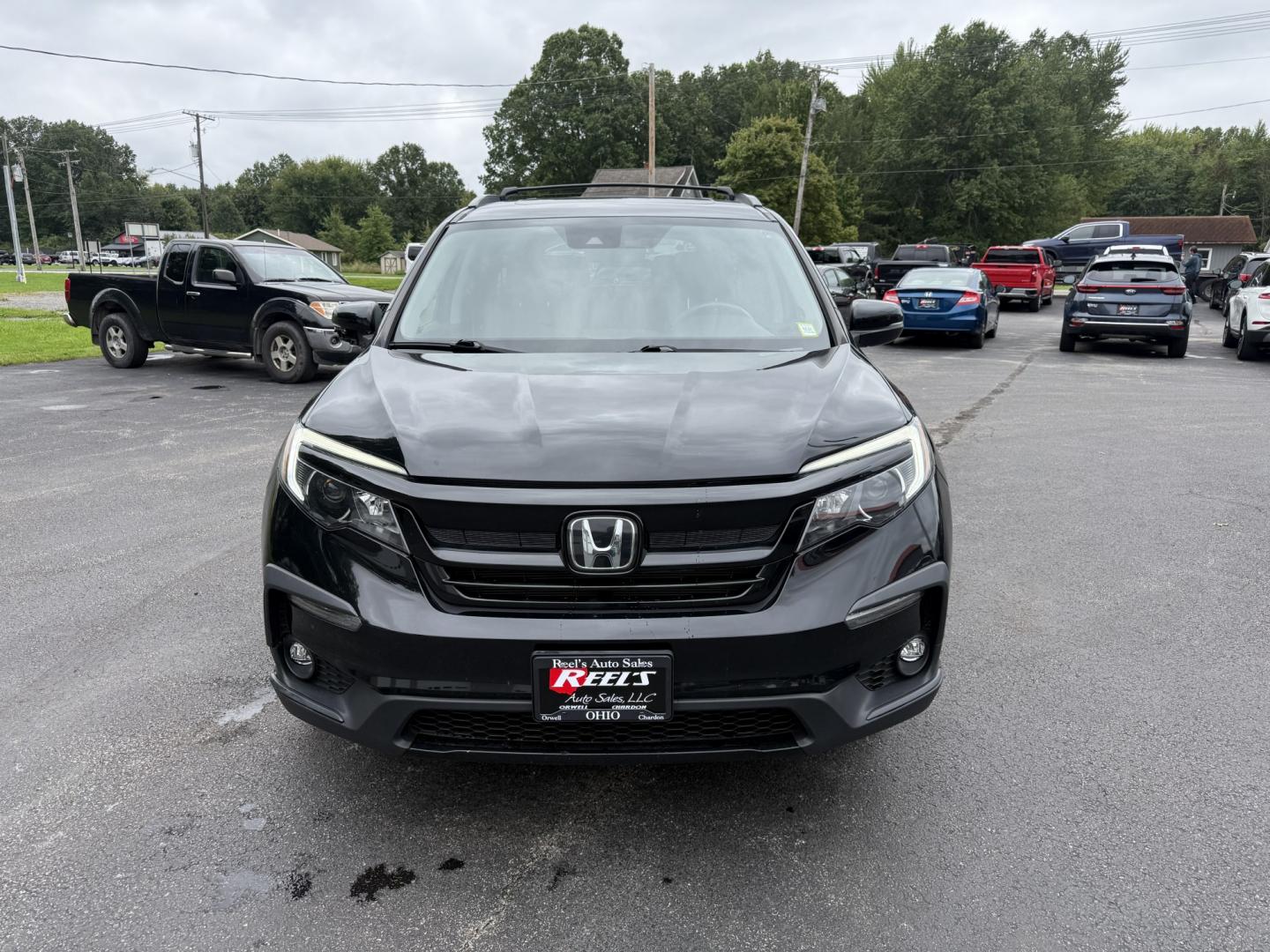 2022 Black /Black Honda Pilot SE 4WD (5FNYF6H21NB) with an 3.5L V6 SOHC 24V engine, Automatic transmission, located at 547 E. Main St., Orwell, OH, 44076, (440) 437-5893, 41.535435, -80.847855 - 2022 Honda Pilot SE AWD – Family-Ready Three-Row Honda with Comfort and Confidence If you need room for the family and the peace of mind of Honda reliability, this 2022 Honda Pilot SE AWD is a strong choice. Finished in Crystal Black Pearl and riding on 20" black alloy wheels, with LED daytime ru- Photo#1