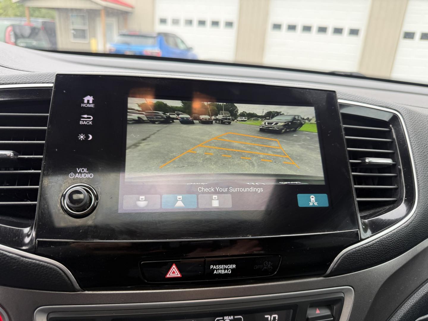 2022 Black /Black Honda Pilot SE 4WD (5FNYF6H21NB) with an 3.5L V6 SOHC 24V engine, Automatic transmission, located at 547 E. Main St., Orwell, OH, 44076, (440) 437-5893, 41.535435, -80.847855 - 2022 Honda Pilot SE AWD – Family-Ready Three-Row Honda with Comfort and Confidence If you need room for the family and the peace of mind of Honda reliability, this 2022 Honda Pilot SE AWD is a strong choice. Finished in Crystal Black Pearl and riding on 20" black alloy wheels, with LED daytime ru- Photo#15