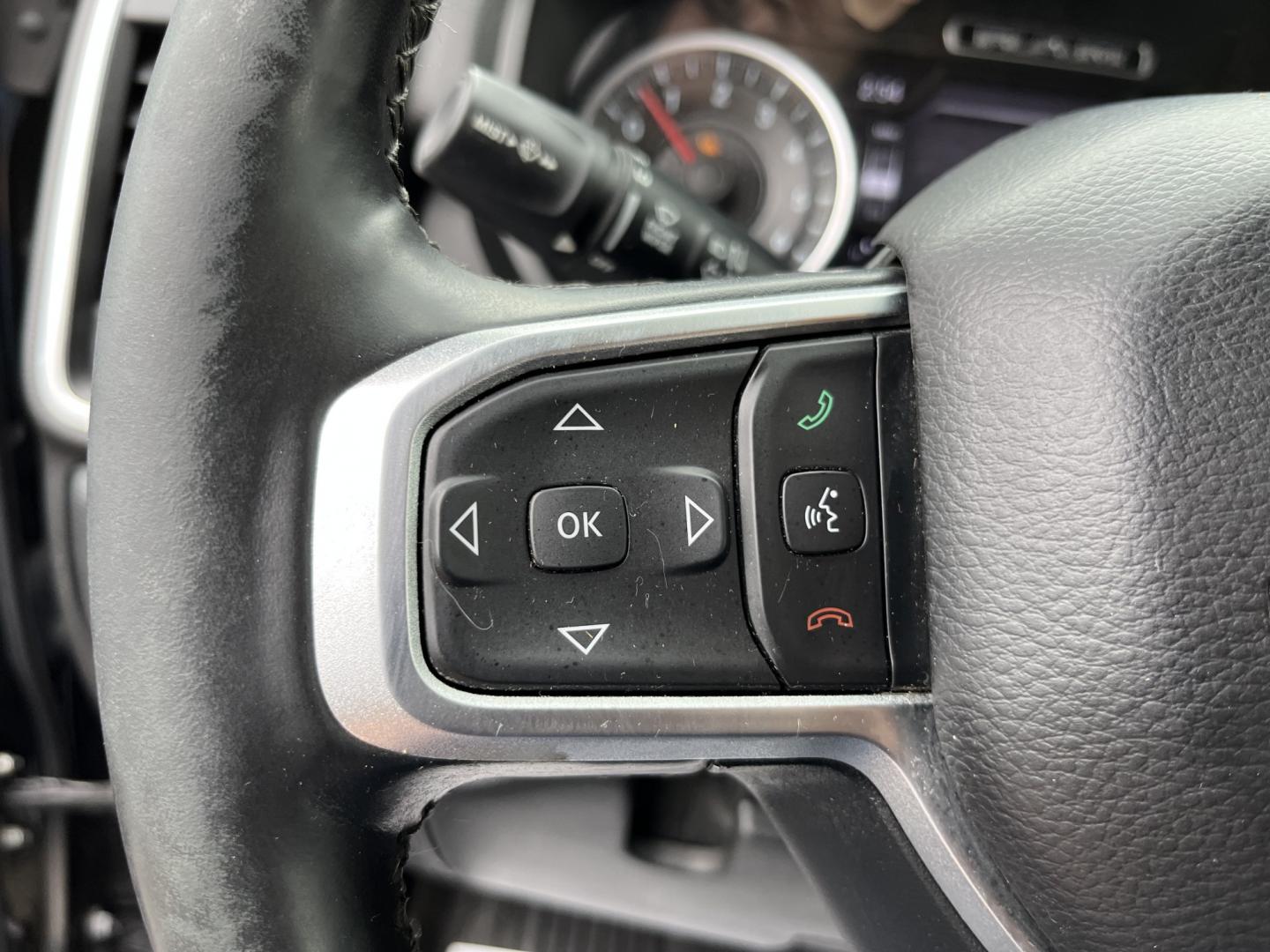 2019 Black /Black RAM 1500 Big Horn Crew Cab SWB 4WD (1C6SRFFT1KN) with an 5.7L V8 OHV 16V engine, Automatic transmission, located at 11115 Chardon Rd. , Chardon, OH, 44024, (440) 214-9705, 41.580246, -81.241943 - 2019 Ram 1500 Big Horn Crew Cab 4WD – Blacked-Out HEMI Style with eTorque Efficiency This 2019 Ram 1500 Big Horn Crew Cab 4WD has a sharper, more upscale look than a plain Big Horn. Finished in Diamond Black Crystal Pearl with 20" black aluminum wheels, full LED exterior lighting, and the Night E- Photo#21