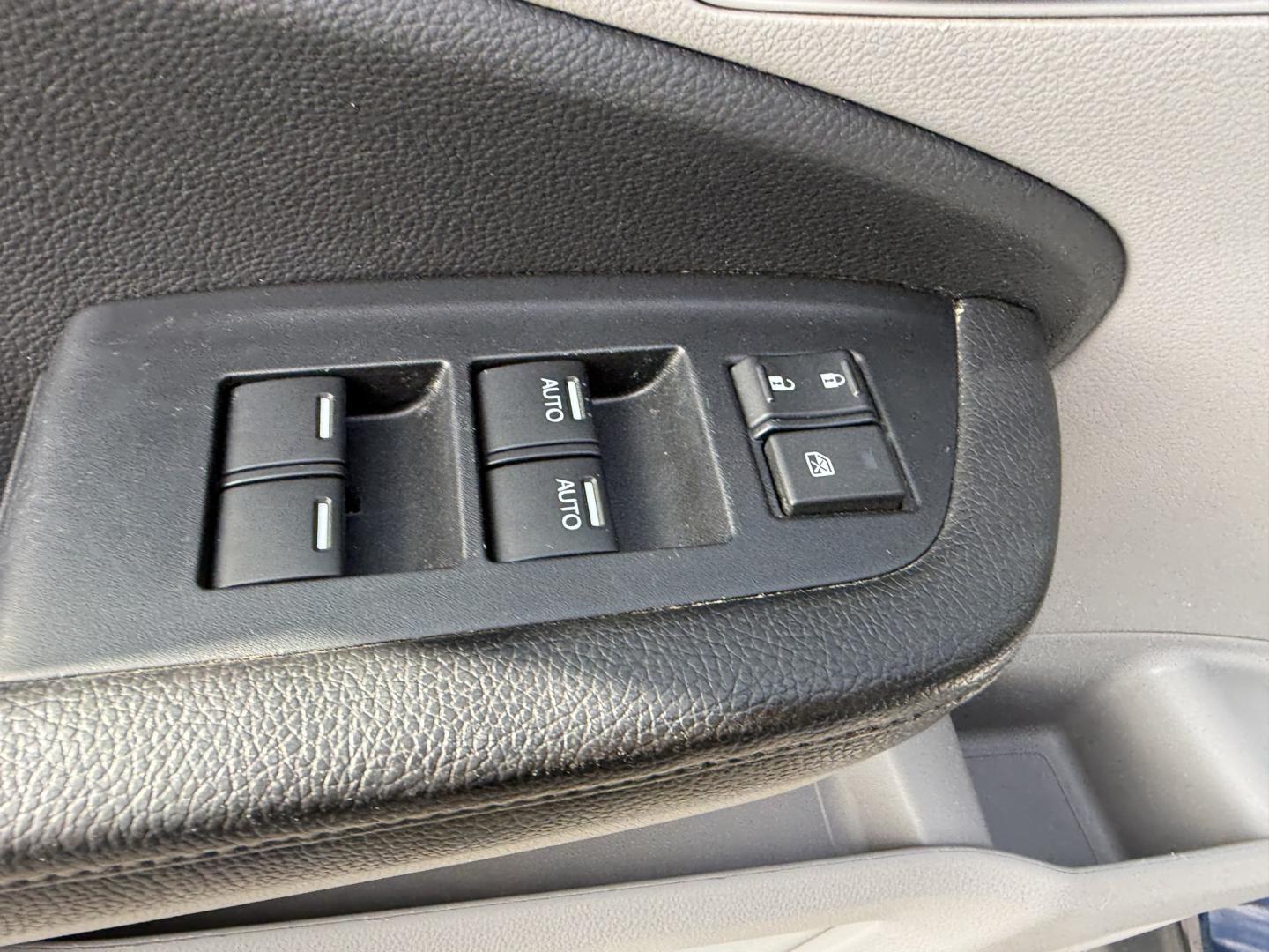 2020 Blue /Gray Honda Ridgeline RTL AWD (5FPYK3F51LB) with an 3.5L V6 SOHC 24V engine, Automatic transmission, located at 11115 Chardon Rd. , Chardon, OH, 44024, (440) 214-9705, 41.580246, -81.241943 - 2020 Honda Ridgeline RTL AWD – Unique Honda Pickup Comfort with Everyday Capability The Ridgeline is Honda’s take on a pickup — more comfortable and car-like than a traditional truck, but still useful when you need a bed and towing. This 2020 RTL AWD is a strong example. Finished in Obsidian- Photo#7