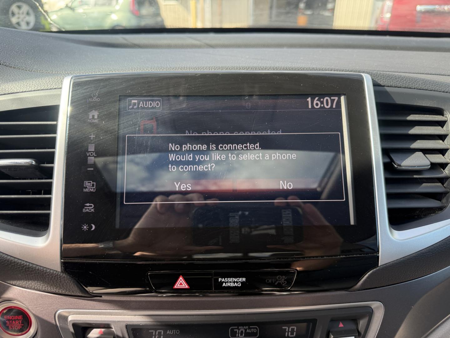 2020 Blue /Gray Honda Ridgeline RTL AWD (5FPYK3F51LB) with an 3.5L V6 SOHC 24V engine, Automatic transmission, located at 11115 Chardon Rd. , Chardon, OH, 44024, (440) 214-9705, 41.580246, -81.241943 - 2020 Honda Ridgeline RTL AWD – Unique Honda Pickup Comfort with Everyday Capability The Ridgeline is Honda’s take on a pickup — more comfortable and car-like than a traditional truck, but still useful when you need a bed and towing. This 2020 RTL AWD is a strong example. Finished in Obsidian- Photo#12