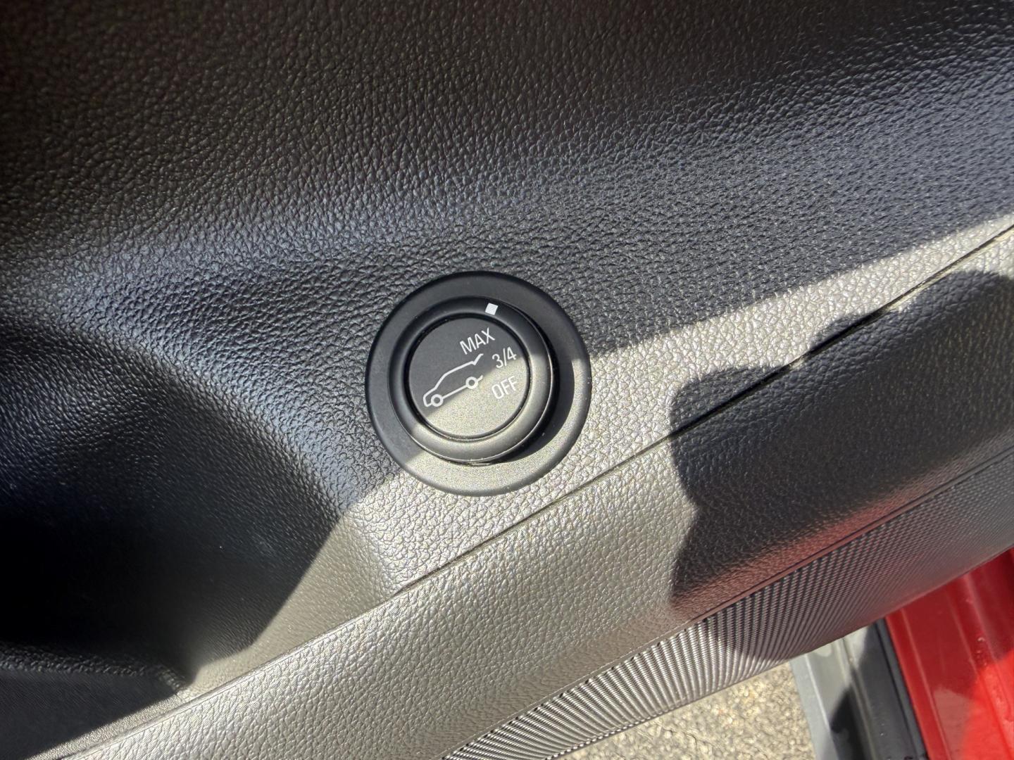 2019 Red /Beige Buick Envision Preferred AWD (LRBFX1SA7KD) with an 2.5L I4 DOHC 24V engine, Automatic transmission, located at 547 E. Main St., Orwell, OH, 44076, (440) 437-5893, 41.535435, -80.847855 - 2019 Buick Envision Preferred AWD – Refined Compact SUV Comfort with Everyday Convenience The Envision is Buick’s more upscale compact SUV, and this 2019 Preferred AWD is a practical way into that quieter, more polished feel. Finished in Agate Red Metallic, with LED daytime running lights and d- Photo#9
