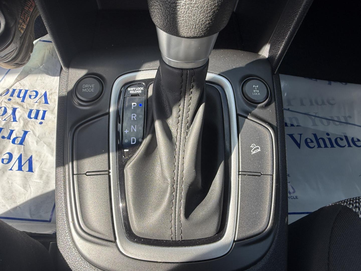 2020 White /Black Hyundai Kona SE AWD (KM8K1CAA2LU) with an 2.0L I4 DOHC 16V engine, Automatic transmission, located at 547 E. Main St., Orwell, OH, 44076, (440) 437-5893, 41.535435, -80.847855 - 2020 Hyundai Kona SE AWD – Compact Crossover Efficiency with All-Weather Confidence If you want a smaller SUV that is easy to park and still ready for changing weather, this 2020 Hyundai Kona SE AWD is a practical choice. The 2.0L engine and 6-speed automatic deliver smooth everyday power and a s- Photo#17