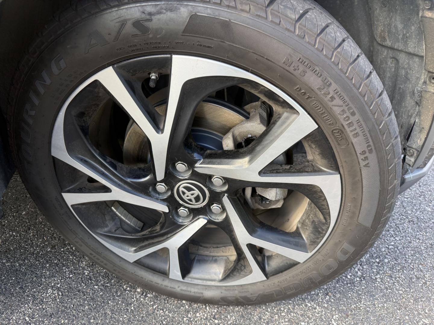 2021 Black /Black Toyota C-HR XLE (JTNKHMBX4M1) with an 2.0L I4 DOHC 16V engine, Automatic transmission, located at 11115 Chardon Rd. , Chardon, OH, 44024, (440) 214-9705, 41.580246, -81.241943 - 2021 Toyota C-HR XLE – One-Owner, Black Sand Pearl, and Built to Be Easy to Love! This 2021 Toyota C-HR XLE is the kind of one-owner crossover that makes daily driving feel simple and sharp. The XLE trim brings the comfort and safety most people actually use, wrapped in Toyota’s reputation for- Photo#5