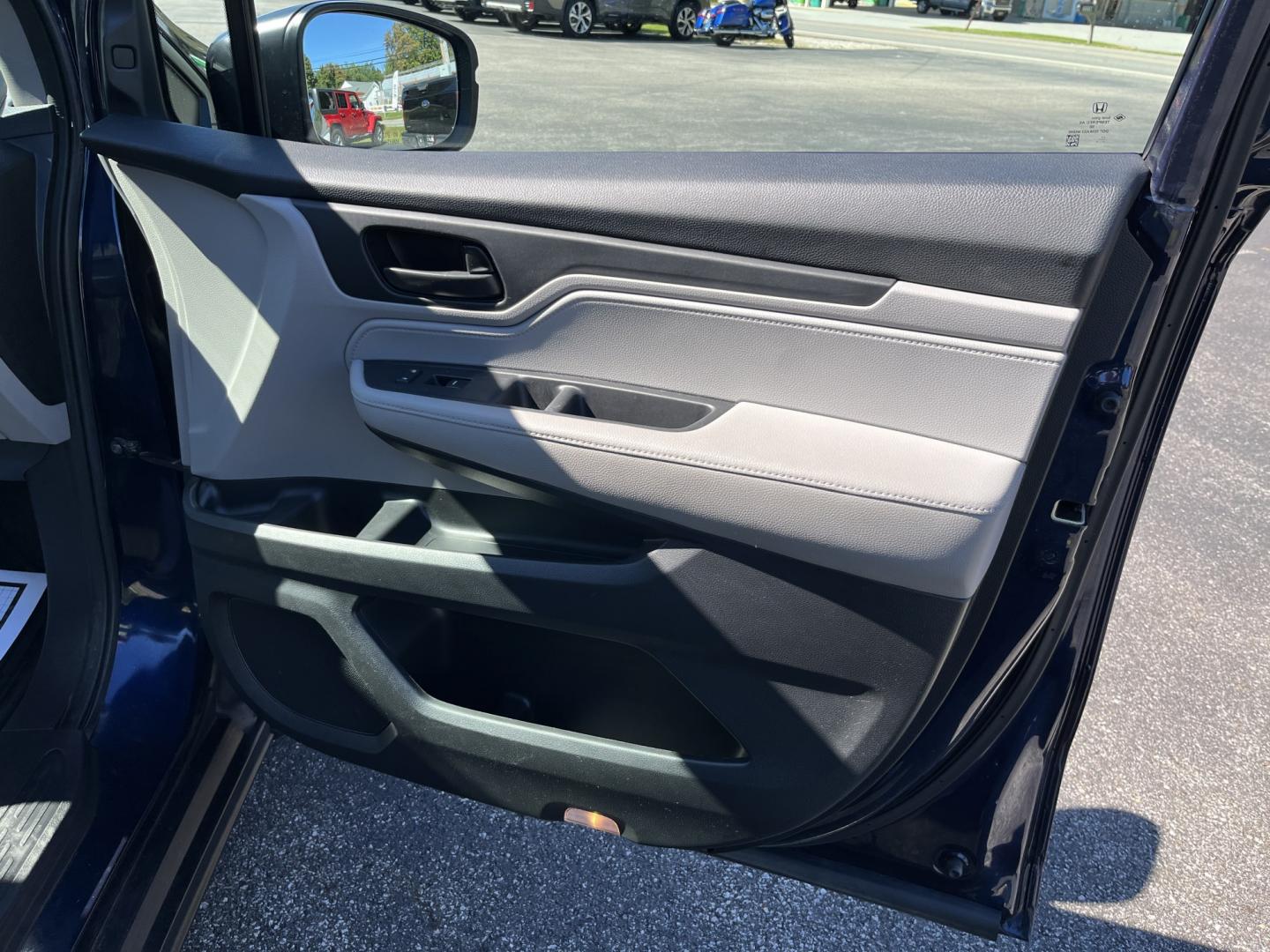 2019 Blue /Gray Honda Odyssey EX-L NAV RES (5FNRL6H71KB) with an 3.5L V6 SOHC 24V engine, Automatic transmission, located at 11115 Chardon Rd. , Chardon, OH, 44024, (440) 214-9705, 41.580246, -81.241943 - 2019 Honda Odyssey EX-L with Navigation and Rear Entertainment – Family Luxury That Makes the Miles Easier If you want a minivan that feels a step above and still handles real family life, this 2019 Honda Odyssey EX-L is a strong choice. Honda’s reputation for reliability meets a cabin built ar- Photo#40