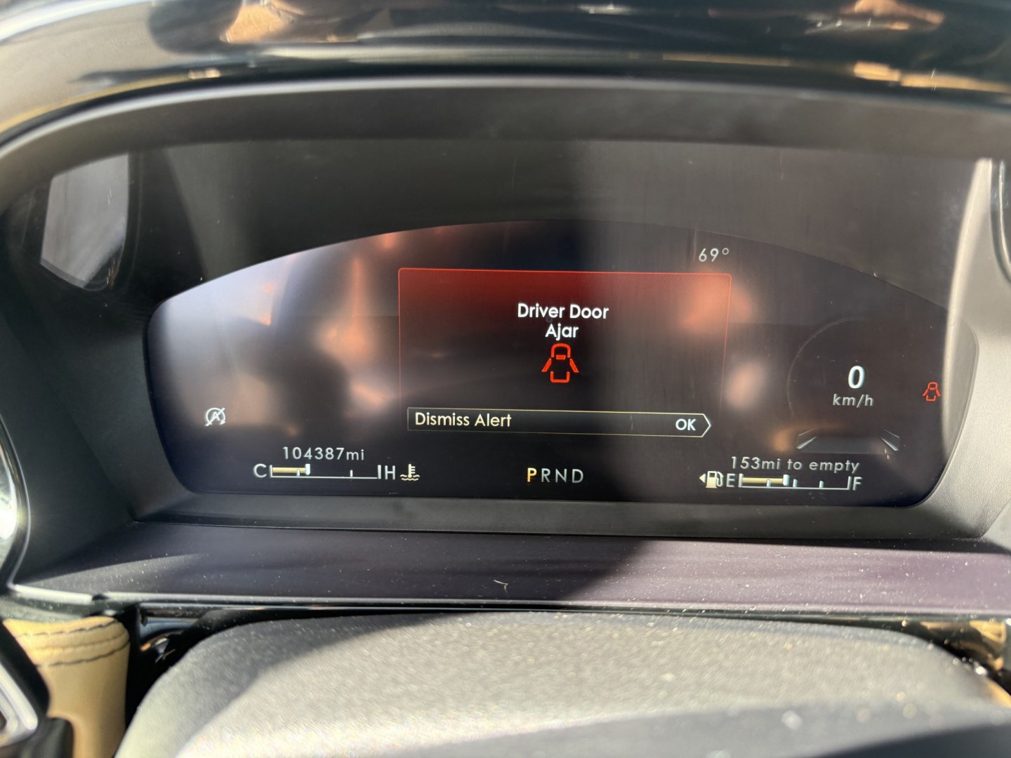 2021 White /Brown Lincoln Corsair Reserve AWD (5LMCJ2D98MU) with an 2.0L I4 DOHC 16V Turbo engine, Automatic transmission, located at 547 E. Main St., Orwell, OH, 44076, (440) 437-5893, 41.535435, -80.847855 - 2021 Lincoln Corsair Reserve AWD – Quiet Luxury in a Smaller, More Exclusive Package Lincoln is not a volume brand, and this 2021 Corsair Reserve AWD feels like it. Finished in Pristine White on 19" aluminum wheels, with full LED exterior lighting, it has the clean, composed presence of a luxury- Photo#10