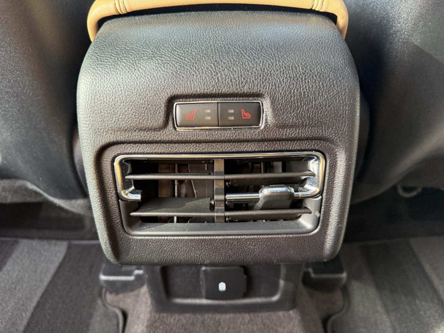 2021 White /Brown Lincoln Corsair Reserve AWD (5LMCJ2D98MU) with an 2.0L I4 DOHC 16V Turbo engine, Automatic transmission, located at 547 E. Main St., Orwell, OH, 44076, (440) 437-5893, 41.535435, -80.847855 - 2021 Lincoln Corsair Reserve AWD – Quiet Luxury in a Smaller, More Exclusive Package Lincoln is not a volume brand, and this 2021 Corsair Reserve AWD feels like it. Finished in Pristine White on 19" aluminum wheels, with full LED exterior lighting, it has the clean, composed presence of a luxury- Photo#24