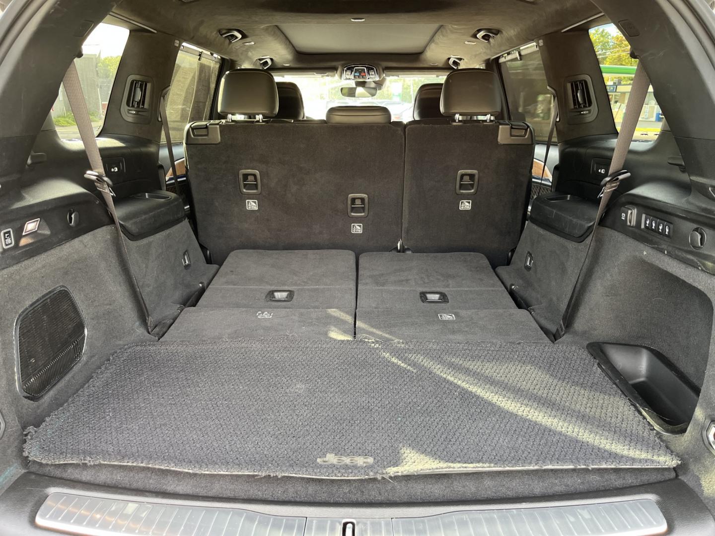 2022 White /Brown Jeep Grand Cherokee L Summit 4WD (1C4RJKET7N8) with an 5.7L V8 OHV 16V engine, Automatic transmission, located at 11115 Chardon Rd. , Chardon, OH, 44024, (440) 214-9705, 41.580246, -81.241943 - 2022 Jeep Grand Cherokee L Summit Reserve 4x4 – Rare Luxury, Real Capability, and Flagship Presence This is not a typical family SUV. The 2022 Grand Cherokee L Summit Reserve 4x4 is the most exclusive version of Jeep’s three-row flagship — the one built for buyers who want first-class comfort- Photo#16