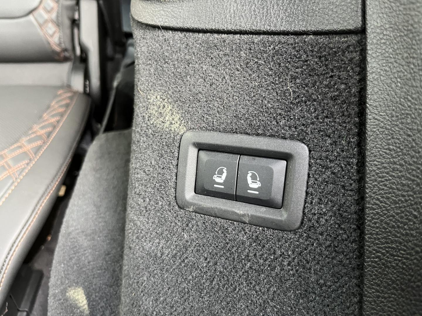 2022 White /Brown Jeep Grand Cherokee L Summit 4WD (1C4RJKET7N8) with an 5.7L V8 OHV 16V engine, Automatic transmission, located at 11115 Chardon Rd. , Chardon, OH, 44024, (440) 214-9705, 41.580246, -81.241943 - 2022 Jeep Grand Cherokee L Summit Reserve 4x4 – Rare Luxury, Real Capability, and Flagship Presence This is not a typical family SUV. The 2022 Grand Cherokee L Summit Reserve 4x4 is the most exclusive version of Jeep’s three-row flagship — the one built for buyers who want first-class comfort- Photo#42