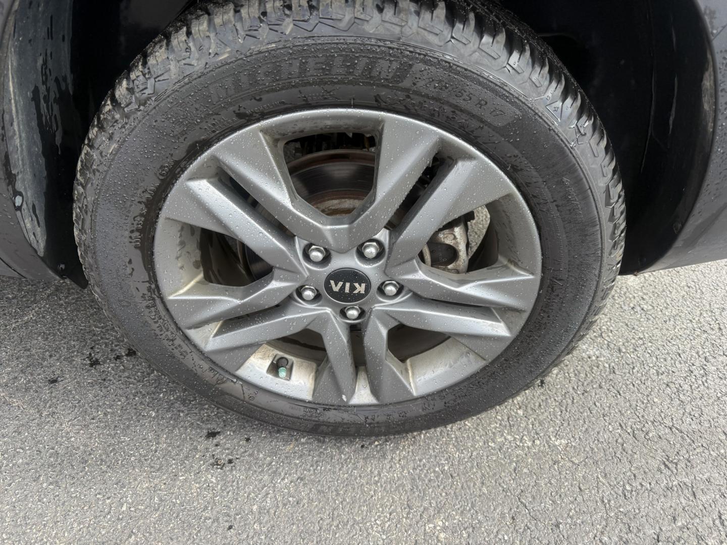 2021 Black /Black Kia Seltos LX AWD (KNDEPCAA9M7) with an 2.0L I4 DOHC 16V engine, Automatic transmission, located at 547 E. Main St., Orwell, OH, 44076, (440) 437-5893, 41.535435, -80.847855 - 2021 Kia Seltos LX AWD – Compact All-Weather Crossover with One-Owner History If you want a smaller SUV that is easy to park and still ready for changing weather, this 2021 Kia Seltos LX AWD is a practical choice. The 2.0L engine and selectable drive modes deliver smooth everyday power and a soli- Photo#28