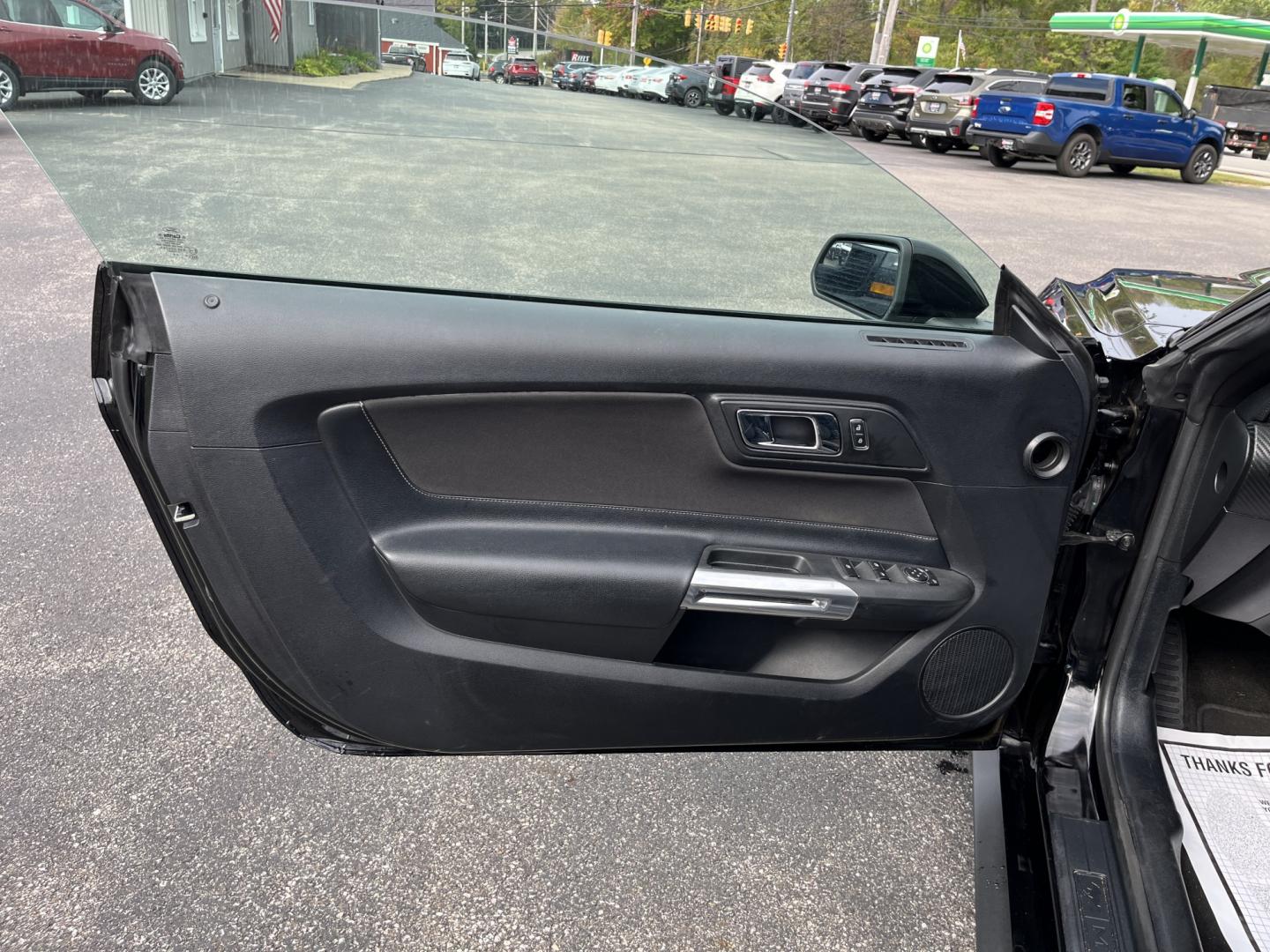 2017 Black /Black Ford Mustang V6 Convertible (1FATP8EM9H5) with an 3.7L V6 DOHC 24V engine, Automatic transmission, located at 11115 Chardon Rd. , Chardon, OH, 44024, (440) 214-9705, 41.580246, -81.241943 - 2017 Ford Mustang Convertible – Open-Air Mustang Feel with V6 Confidence Some cars get you there. A Mustang Convertible makes you want to take the long way. This 2017 Ford Mustang Convertible in Shadow Black has that classic look, with a power soft top you can drop when the weather is right. The- Photo#17