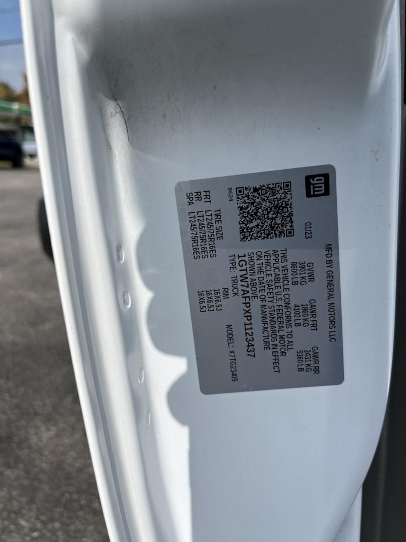 2023 White /Gray GMC Savana G2500 Cargo (1GTW7AFPXP1) with an 4.3L V6 engine, Automatic transmission, located at 11115 Chardon Rd. , Chardon, OH, 44024, (440) 214-9705, 41.580246, -81.241943 - 023 GMC Savana 2500 Cargo Van – Work-Ready Hauler with Real Payload If you need a van that earns its keep, this 2023 GMC Savana 2500 Cargo is built for the job. Finished in Summit White, it has the straightforward look of a commercial van that is ready to work, not just sit on the lot. The 4.3L V- Photo#21
