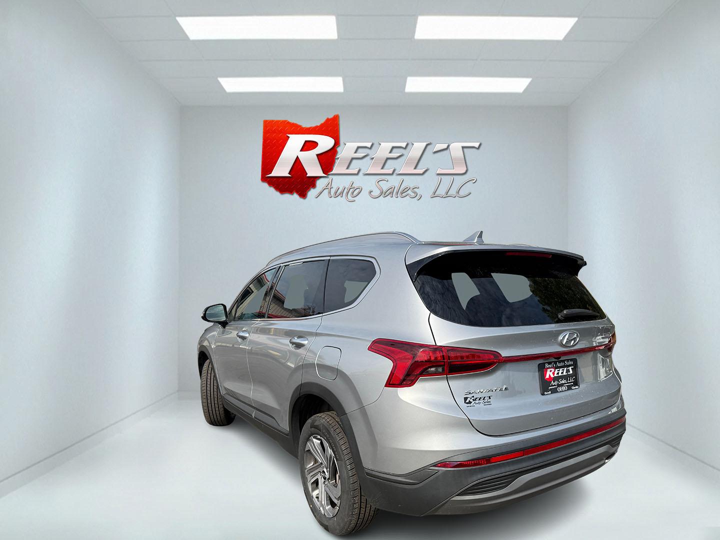 2023 Silver /Black Hyundai Santa Fe SEL AWD (5NMS2DAJ7PH) with an 2.5L I4 DOHC 16V engine, Automatic transmission, located at 547 E. Main St., Orwell, OH, 44076, (440) 437-5893, 41.535435, -80.847855 - 2023 Hyundai Santa Fe SEL AWD – Family-Ready Midsize Comfort with Fresh Tires If you want a midsize SUV that handles family life and changing weather without feeling oversized, this 2023 Hyundai Santa Fe SEL AWD is a strong fit. Finished in Shimmering Silver, with LED daytime running lights and d- Photo#10