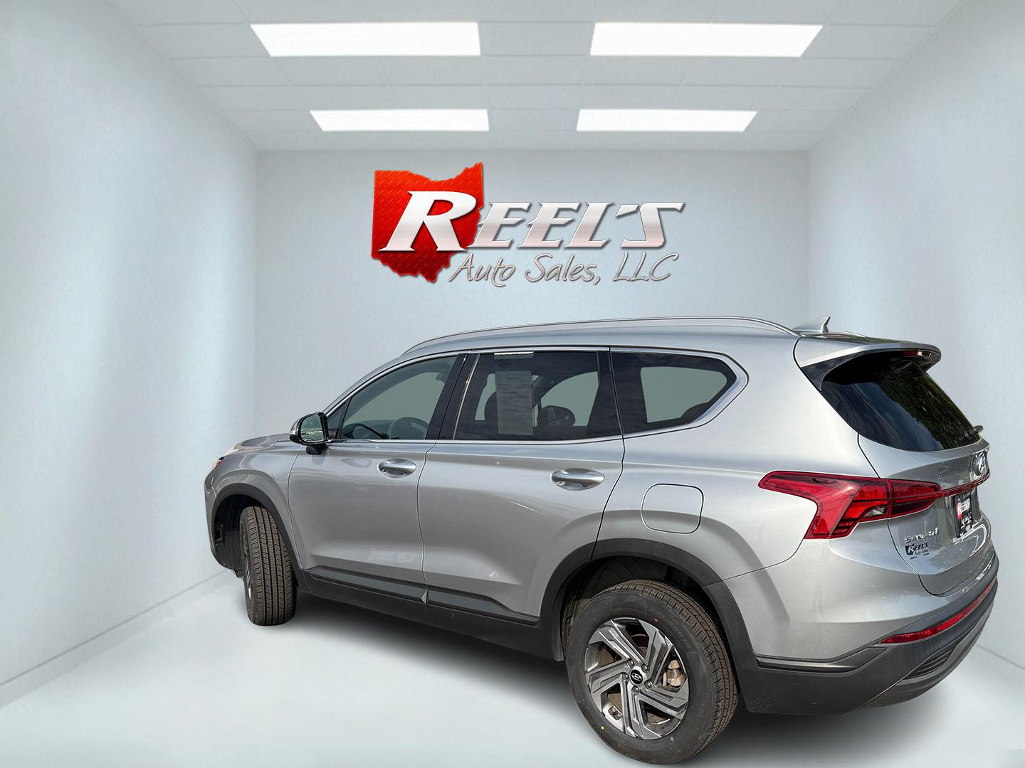 2023 Silver /Black Hyundai Santa Fe SEL AWD (5NMS2DAJ7PH) with an 2.5L I4 DOHC 16V engine, Automatic transmission, located at 547 E. Main St., Orwell, OH, 44076, (440) 437-5893, 41.535435, -80.847855 - 2023 Hyundai Santa Fe SEL AWD – Family-Ready Midsize Comfort with Fresh Tires If you want a midsize SUV that handles family life and changing weather without feeling oversized, this 2023 Hyundai Santa Fe SEL AWD is a strong fit. Finished in Shimmering Silver, with LED daytime running lights and d- Photo#11
