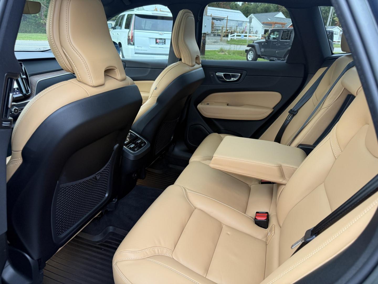 2022 Blue /Brown Volvo XC60 B6 Inscription AWD (YV4062RL3N1) with an 2.0L I4 DOHC 16V Twin Charged engine, Automatc transmission, located at 11115 Chardon Rd. , Chardon, OH, 44024, (440) 214-9705, 41.580246, -81.241943 - 2022 Volvo XC60 B6 AWD Inscription – Scandinavian Luxury, Quiet Confidence, and One-Owner Prestige! This is not just another crossover. This 2022 Volvo XC60 B6 AWD Inscription is the kind of vehicle you settle into and immediately feel the difference. The Inscription badge is Volvo’s statement- Photo#24
