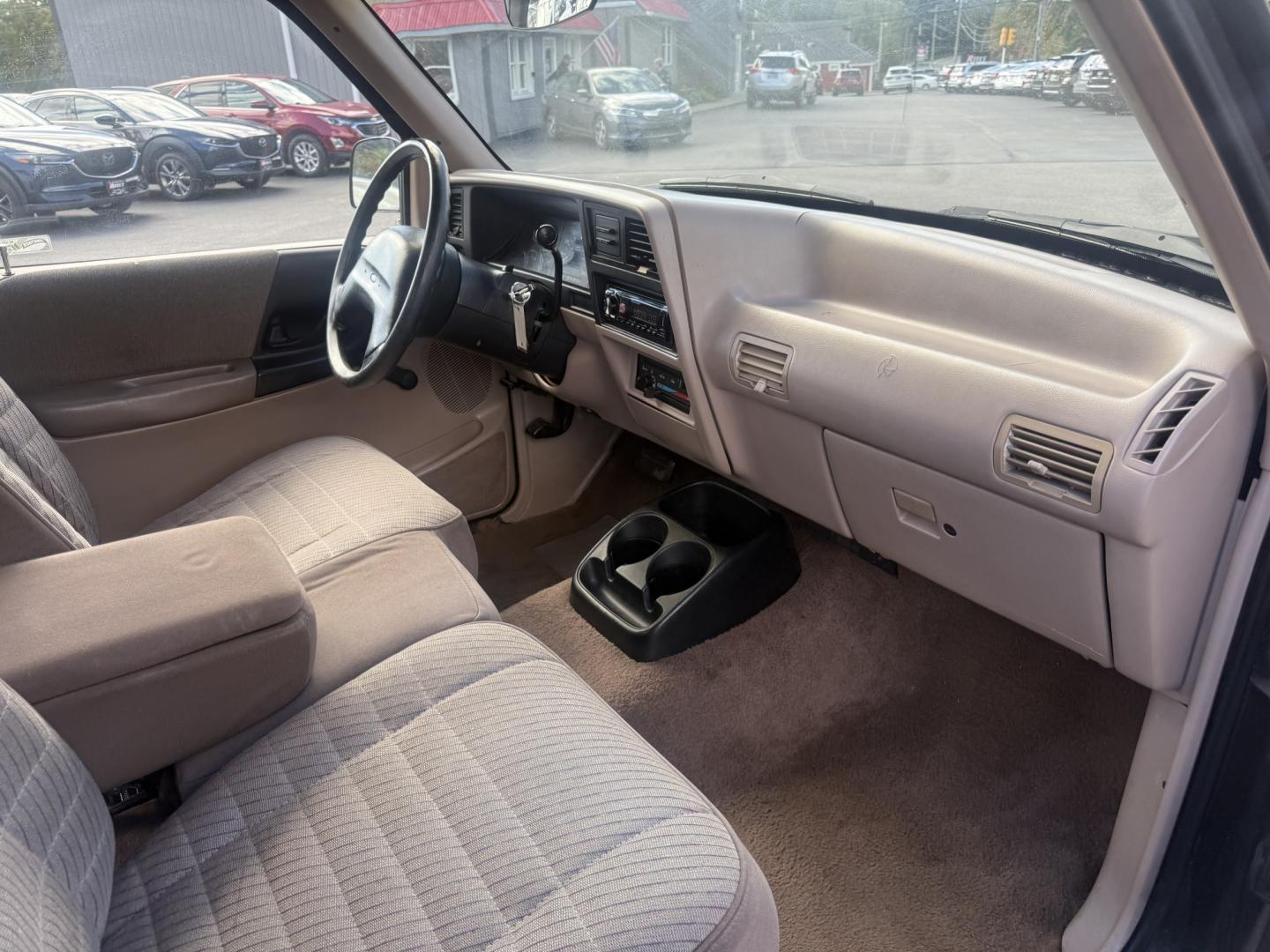 1993 Black /Tan Ford Ranger XLT SuperCab 4WD (1FTCR15X8PP) with an 4.0L V6 OHV 12V engine, Automatic transmission, located at 11115 Chardon Rd. , Chardon, OH, 44024, (440) 214-9705, 41.580246, -81.241943- Photo#26