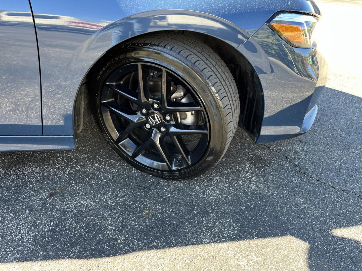 2025 Blue /Black Honda Civic Sport (2HGFE2F53SH) with an 2.0L I4 DOHC 16V engine, Automatic transmission, located at 11115 Chardon Rd. , Chardon, OH, 44024, (440) 214-9705, 41.580246, -81.241943- Photo#4