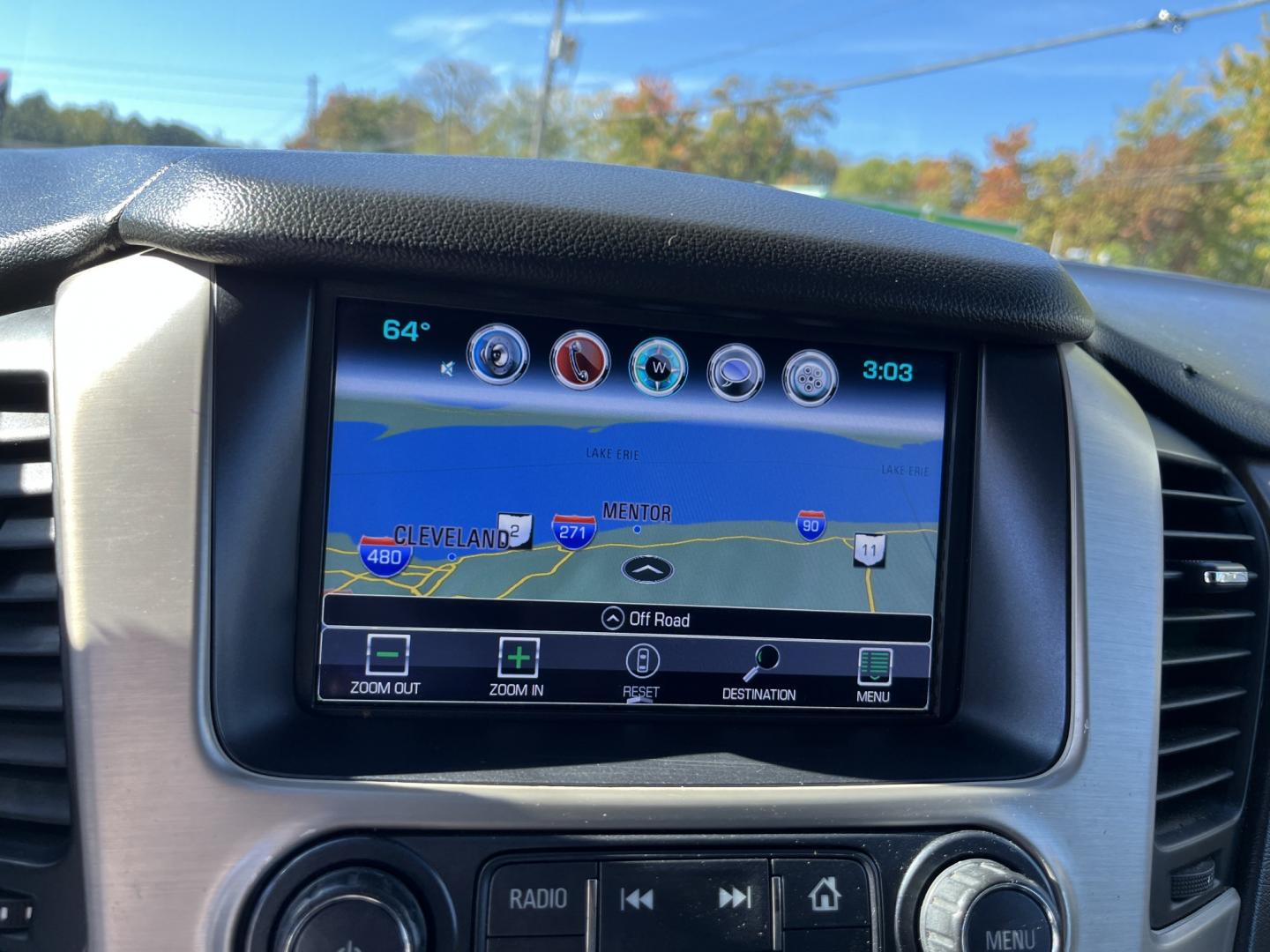 2018 GMC Yukon XL Denali 4WD (1GKS2HKJ8JR) with an 6.2L V8 OHV 16V engine, 6A transmission, located at 547 E. Main St., Orwell, OH, 44076, (440) 437-5893, 41.535435, -80.847855- Photo#26