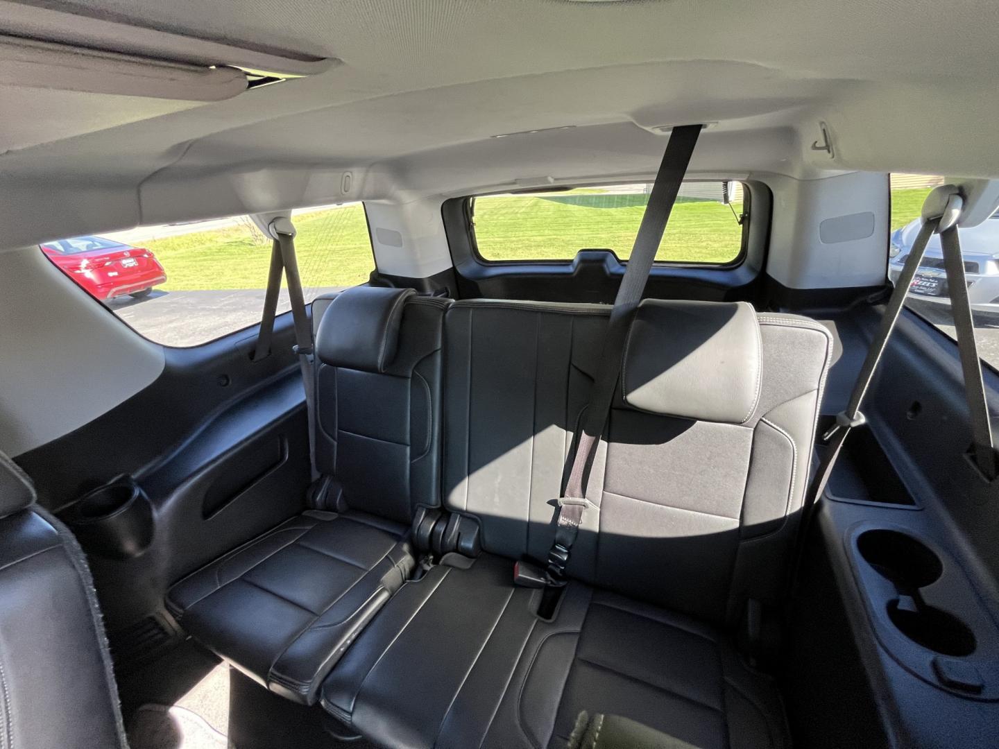 2018 GMC Yukon XL Denali 4WD (1GKS2HKJ8JR) with an 6.2L V8 OHV 16V engine, 6A transmission, located at 547 E. Main St., Orwell, OH, 44076, (440) 437-5893, 41.535435, -80.847855- Photo#32