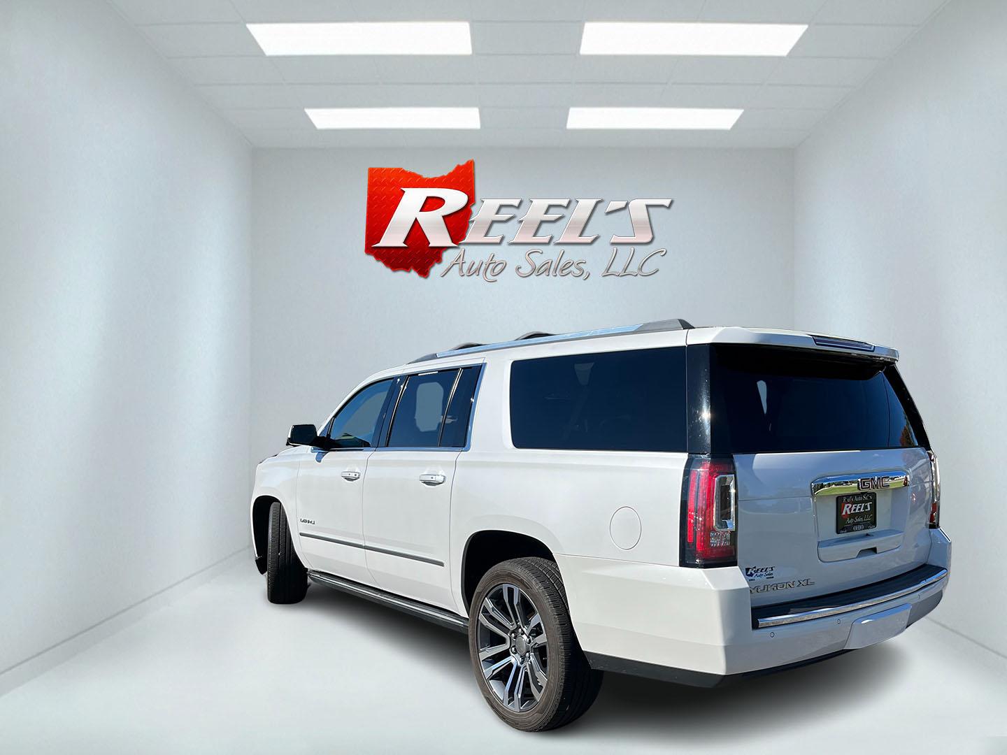 2018 GMC Yukon XL Denali 4WD (1GKS2HKJ8JR) with an 6.2L V8 OHV 16V engine, 6A transmission, located at 547 E. Main St., Orwell, OH, 44076, (440) 437-5893, 41.535435, -80.847855- Photo#9