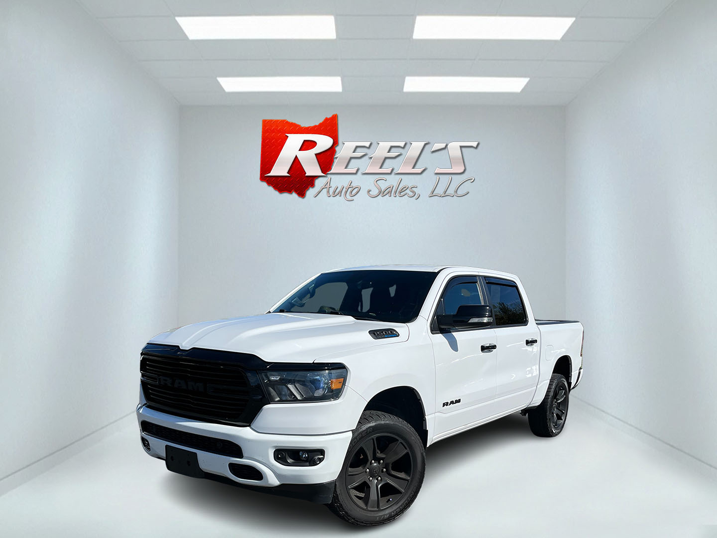 photo of 2021 Ram 1500 Big Horn Crew Cab SWB 4WD