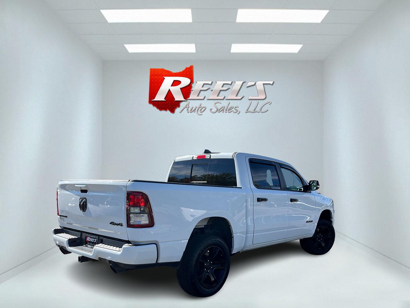 2021 Ram 1500 Big Horn Crew Cab SWB 4WD (1C6SRFFT8MN) with an 5.7L V8 OHV 16V engine, 8A transmission, located at 547 E. Main St., Orwell, OH, 44076, (440) 437-5893, 41.535435, -80.847855- Photo#6