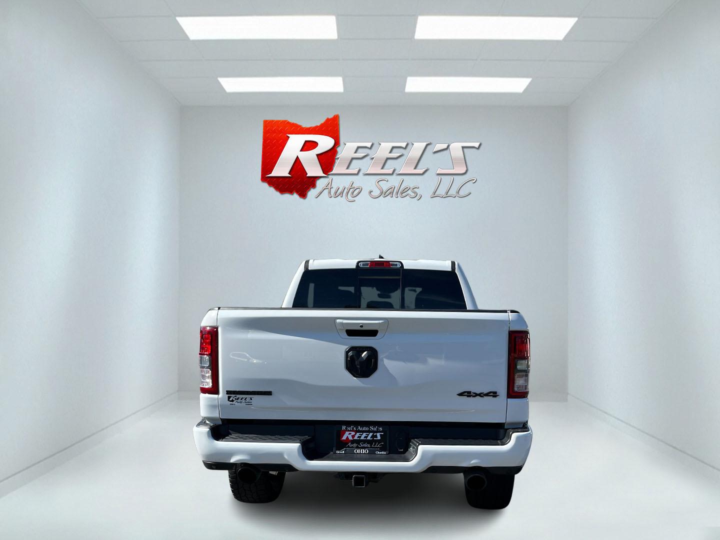 2021 Ram 1500 Big Horn Crew Cab SWB 4WD (1C6SRFFT8MN) with an 5.7L V8 OHV 16V engine, 8A transmission, located at 547 E. Main St., Orwell, OH, 44076, (440) 437-5893, 41.535435, -80.847855- Photo#8