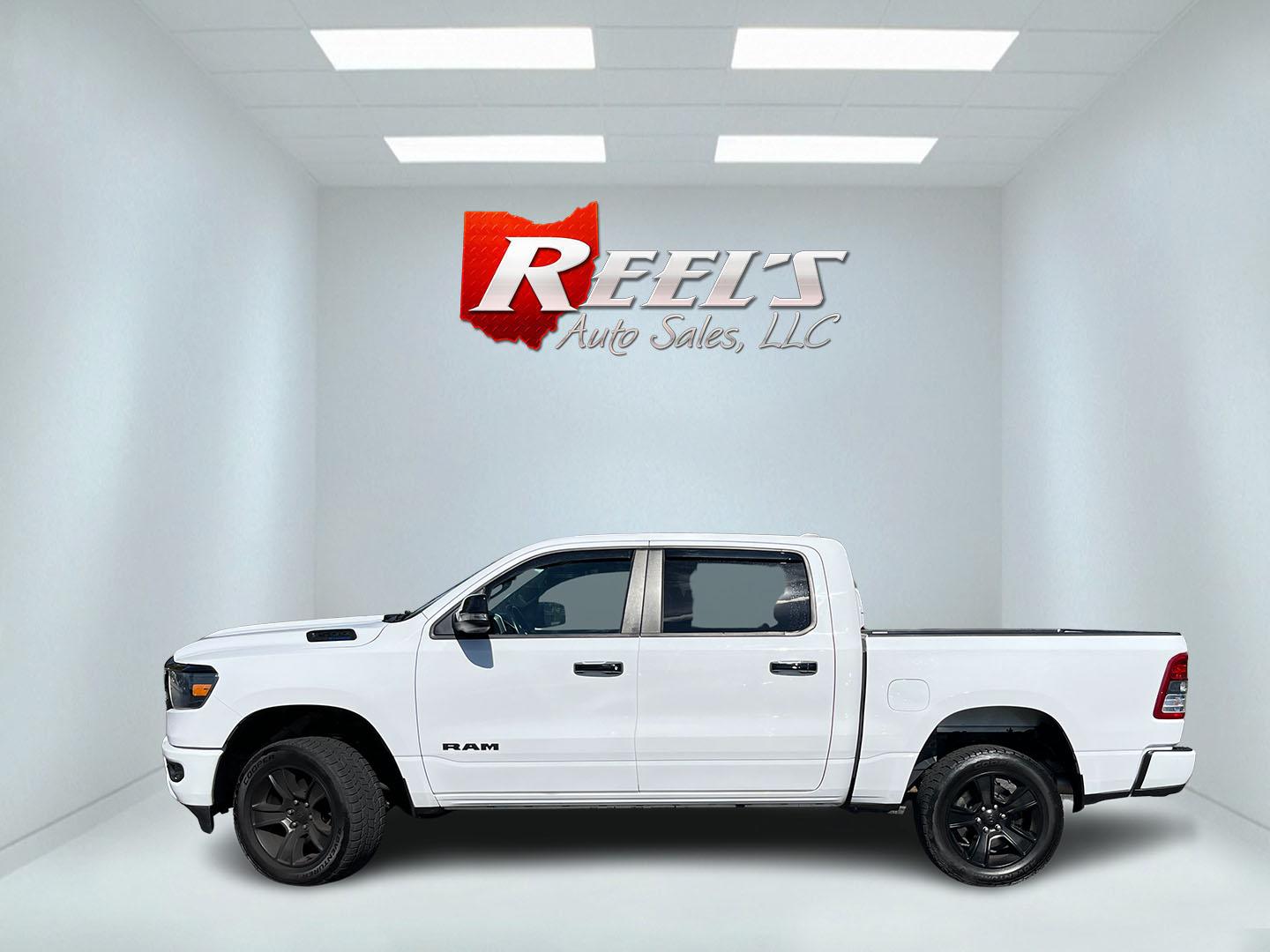 2021 Ram 1500 Big Horn Crew Cab SWB 4WD (1C6SRFFT8MN) with an 5.7L V8 OHV 16V engine, 8A transmission, located at 547 E. Main St., Orwell, OH, 44076, (440) 437-5893, 41.535435, -80.847855- Photo#11