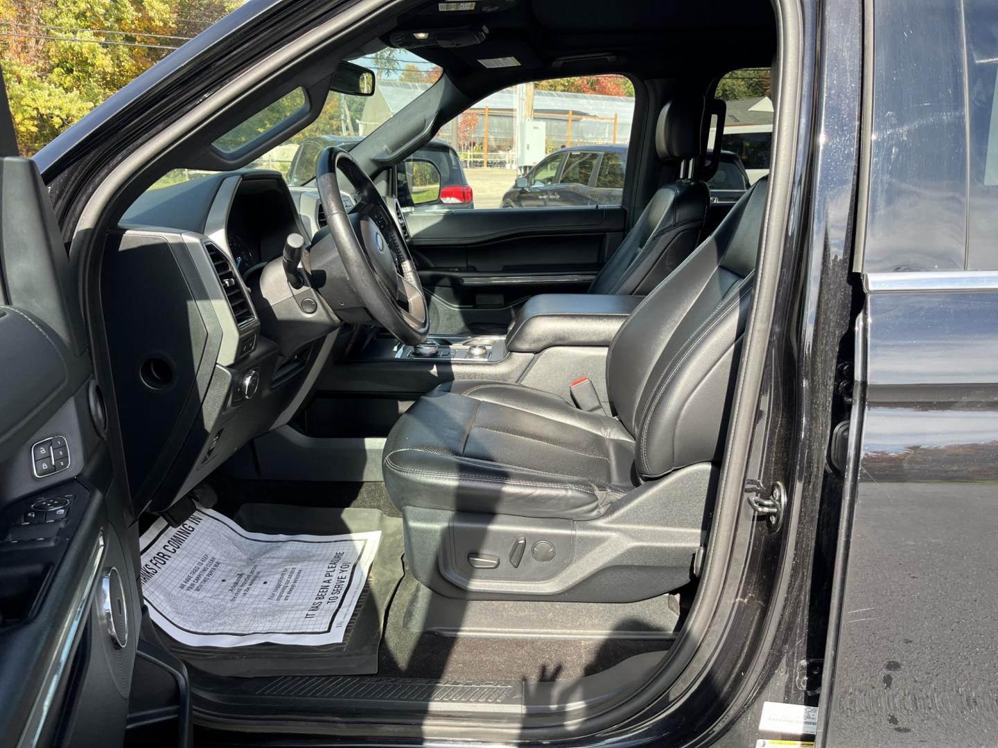 2020 Ford Expedition XLT 4WD (1FMJU1JT1LE) with an 3.5L V6 DOHC 24V FFV engine, 6A transmission, located at 547 E. Main St., Orwell, OH, 44076, (440) 437-5893, 41.535435, -80.847855 - 2020 Ford Expedition XLT 4WD – Full-Size Comfort Built for Family Miles When you need more room than a midsize crossover and more comfort than a basic three-row, this 2020 Ford Expedition XLT 4WD is set up for the job. Finished in Agate Black on 20" aluminum wheels, with daytime running lights an- Photo#19