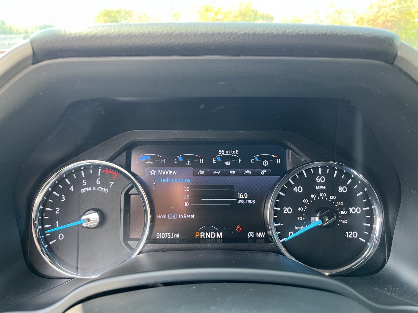 2020 Ford Expedition XLT 4WD (1FMJU1JT1LE) with an 3.5L V6 DOHC 24V FFV engine, 6A transmission, located at 547 E. Main St., Orwell, OH, 44076, (440) 437-5893, 41.535435, -80.847855 - 2020 Ford Expedition XLT 4WD – Full-Size Comfort Built for Family Miles When you need more room than a midsize crossover and more comfort than a basic three-row, this 2020 Ford Expedition XLT 4WD is set up for the job. Finished in Agate Black on 20" aluminum wheels, with daytime running lights an- Photo#25