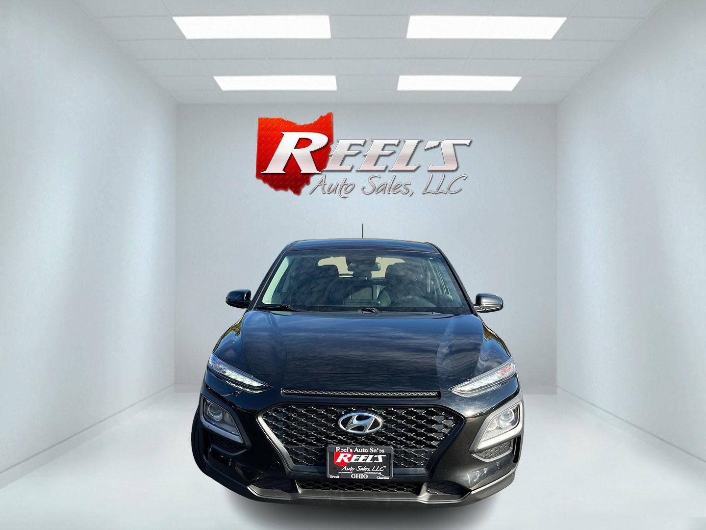 2020 Hyundai Kona SE AWD (KM8K1CAA4LU) with an 2.0L L4 DOHC 16V engine, 6A transmission, located at 547 E. Main St., Orwell, OH, 44076, (440) 437-5893, 41.535435, -80.847855- Photo#1