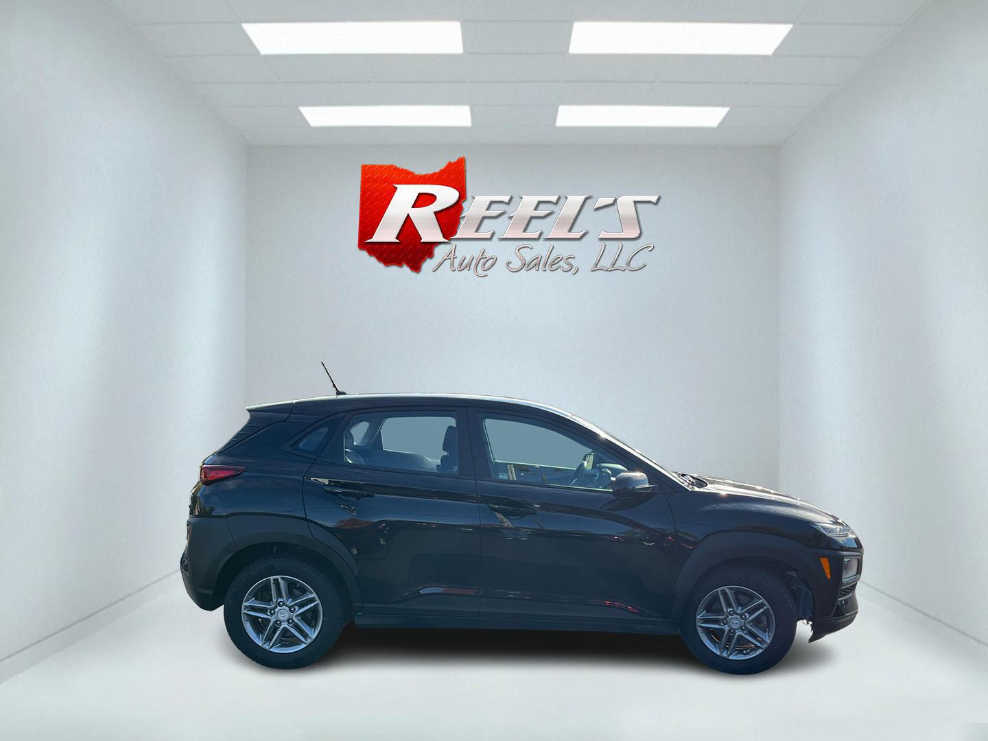 2020 Hyundai Kona SE AWD (KM8K1CAA4LU) with an 2.0L L4 DOHC 16V engine, 6A transmission, located at 547 E. Main St., Orwell, OH, 44076, (440) 437-5893, 41.535435, -80.847855- Photo#5