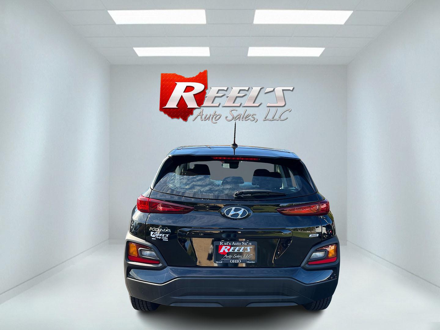 2020 Hyundai Kona SE AWD (KM8K1CAA4LU) with an 2.0L L4 DOHC 16V engine, 6A transmission, located at 547 E. Main St., Orwell, OH, 44076, (440) 437-5893, 41.535435, -80.847855- Photo#8