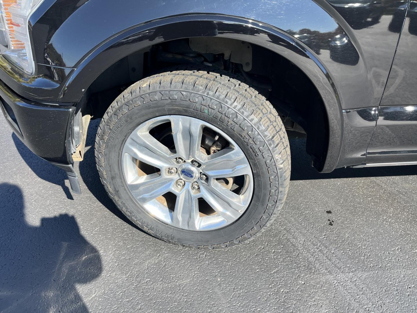 2018 Black /Black Ford F-150 Platinum SuperCrew 5.5-ft. Bed 4WD (1FTEW1EG1JF) with an 3.5L V6 DOHC 24V TWIN TURBO engine, Automatic transmission, located at 11115 Chardon Rd. , Chardon, OH, 44024, (440) 214-9705, 41.580246, -81.241943 - 2018 Ford F-150 Platinum Crew Cab 4WD – Luxury Image with Real Capability Platinum is the F-150 that people notice. This 2018 4WD model is finished in Shadow Black on 20" aluminum wheels, with full LED exterior lighting, and it carries the stance and equipment that separate it from a standard cre- Photo#12